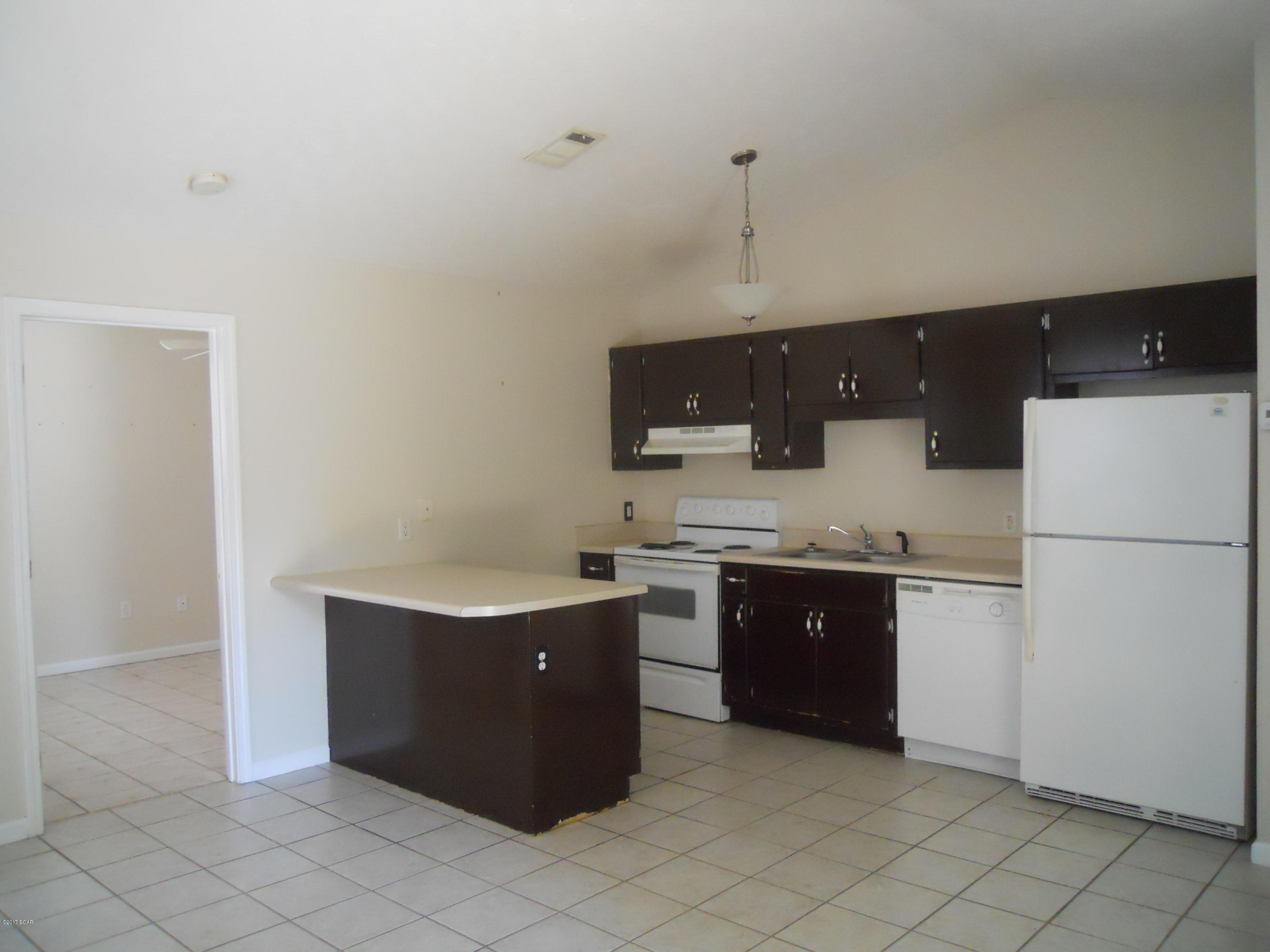 Laguna Beach 8th Add - Residential Lease