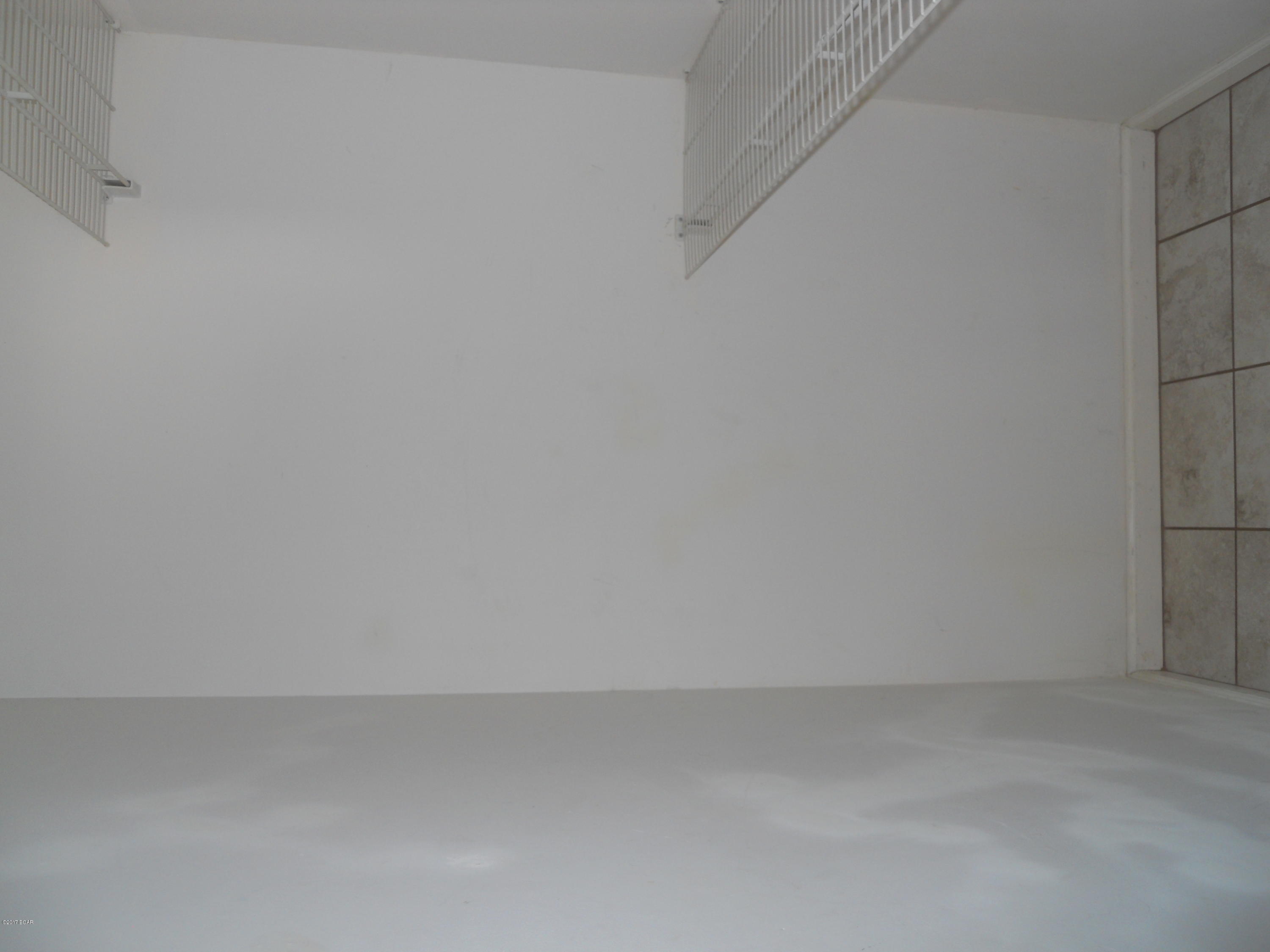 Laguna Beach 8th Add - Residential Lease