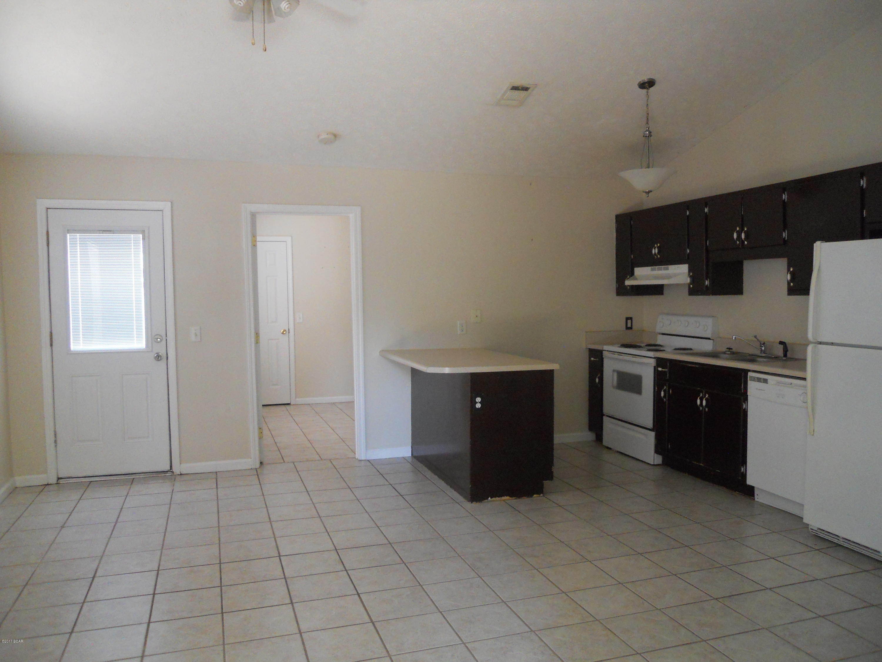 Laguna Beach 8th Add - Residential Lease
