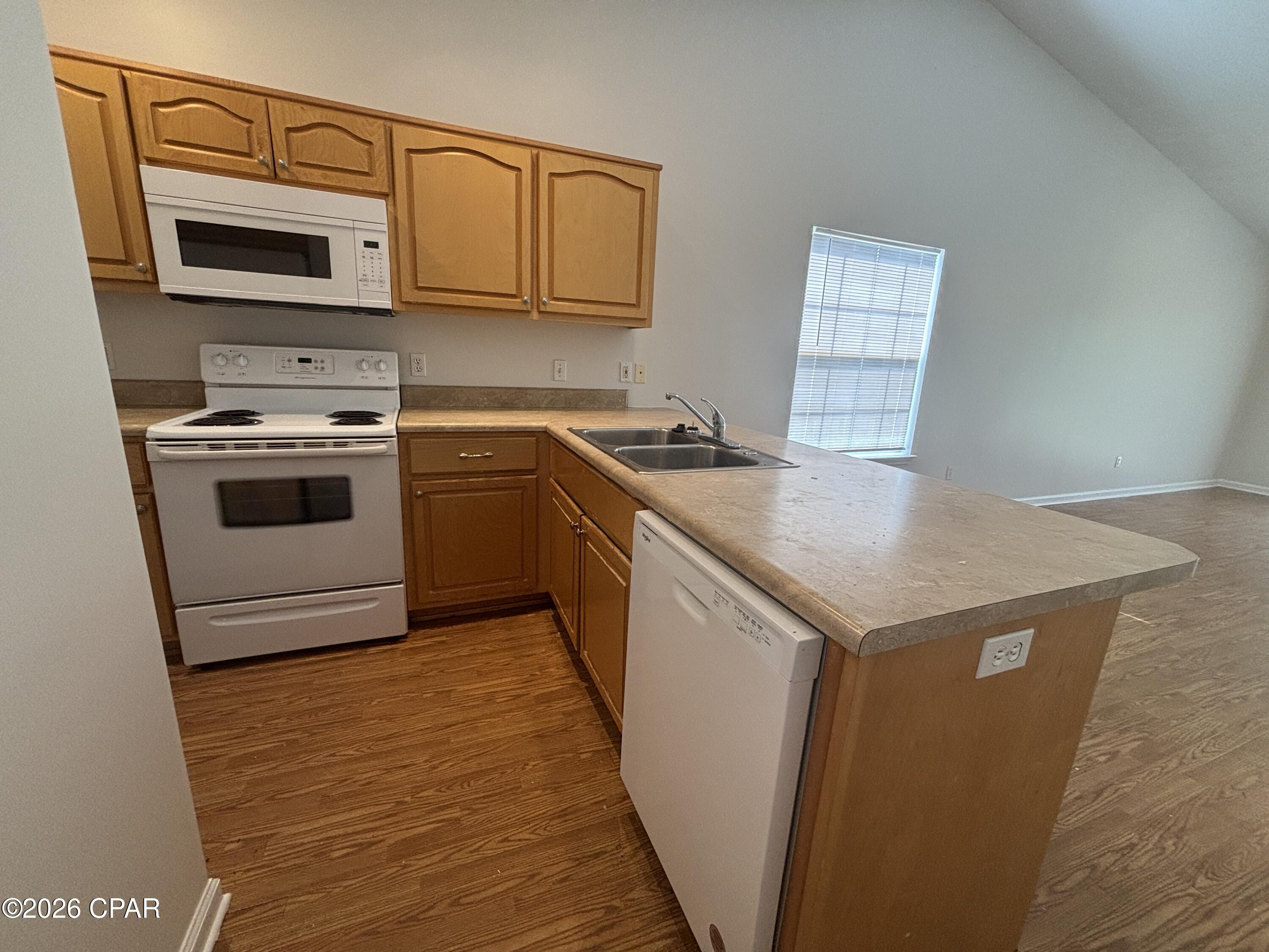 [No Recorded Subdiv] - Residential Lease