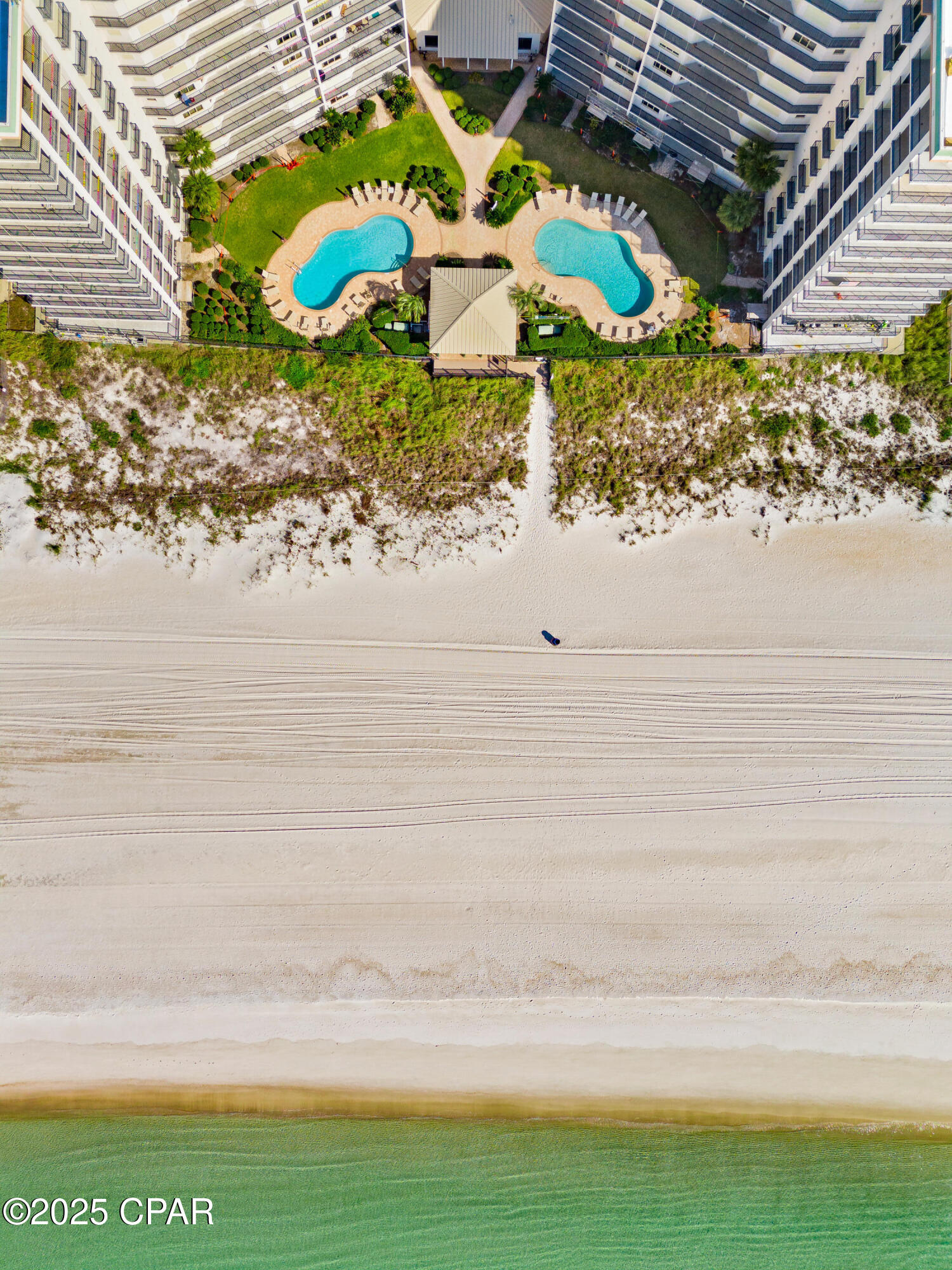 Summerwinds Condo - Residential