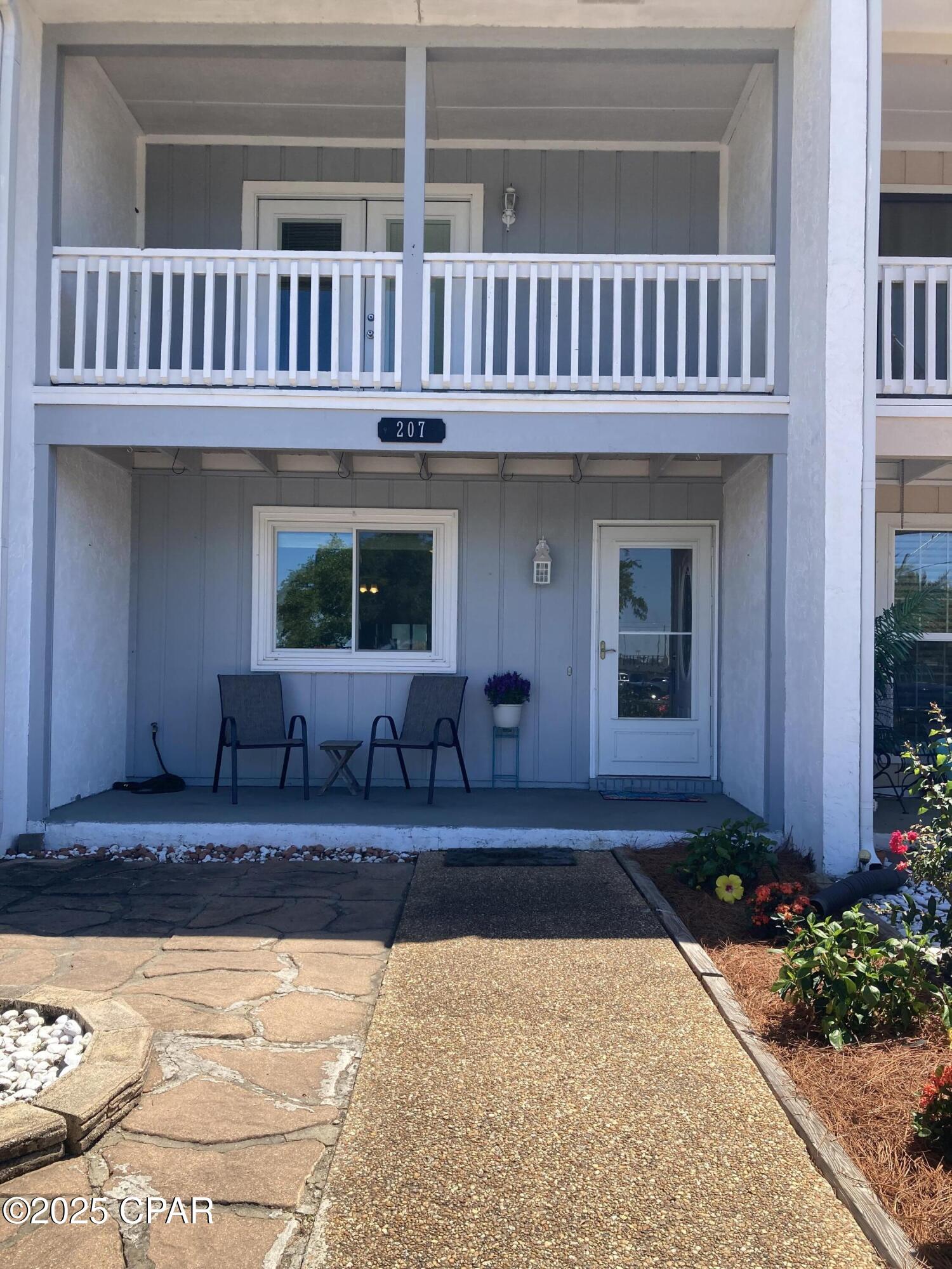Bay Park Manor - Residential