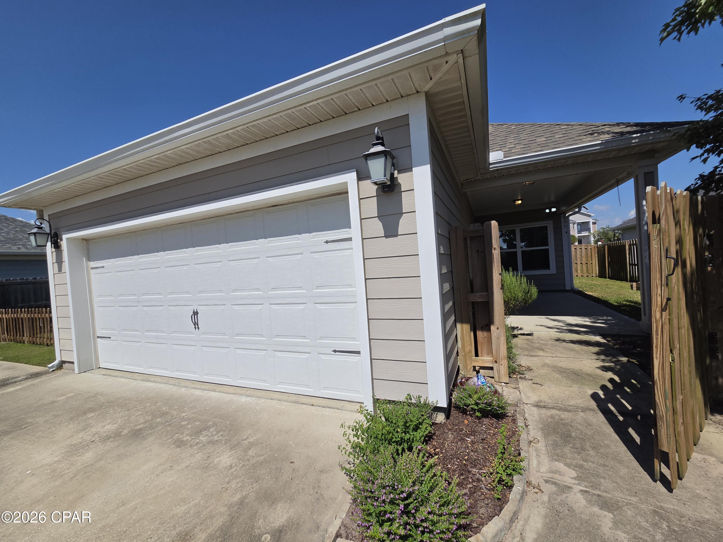 Village Of Mill Bayou/Shoreline Village Ph 1A - Residential Lease