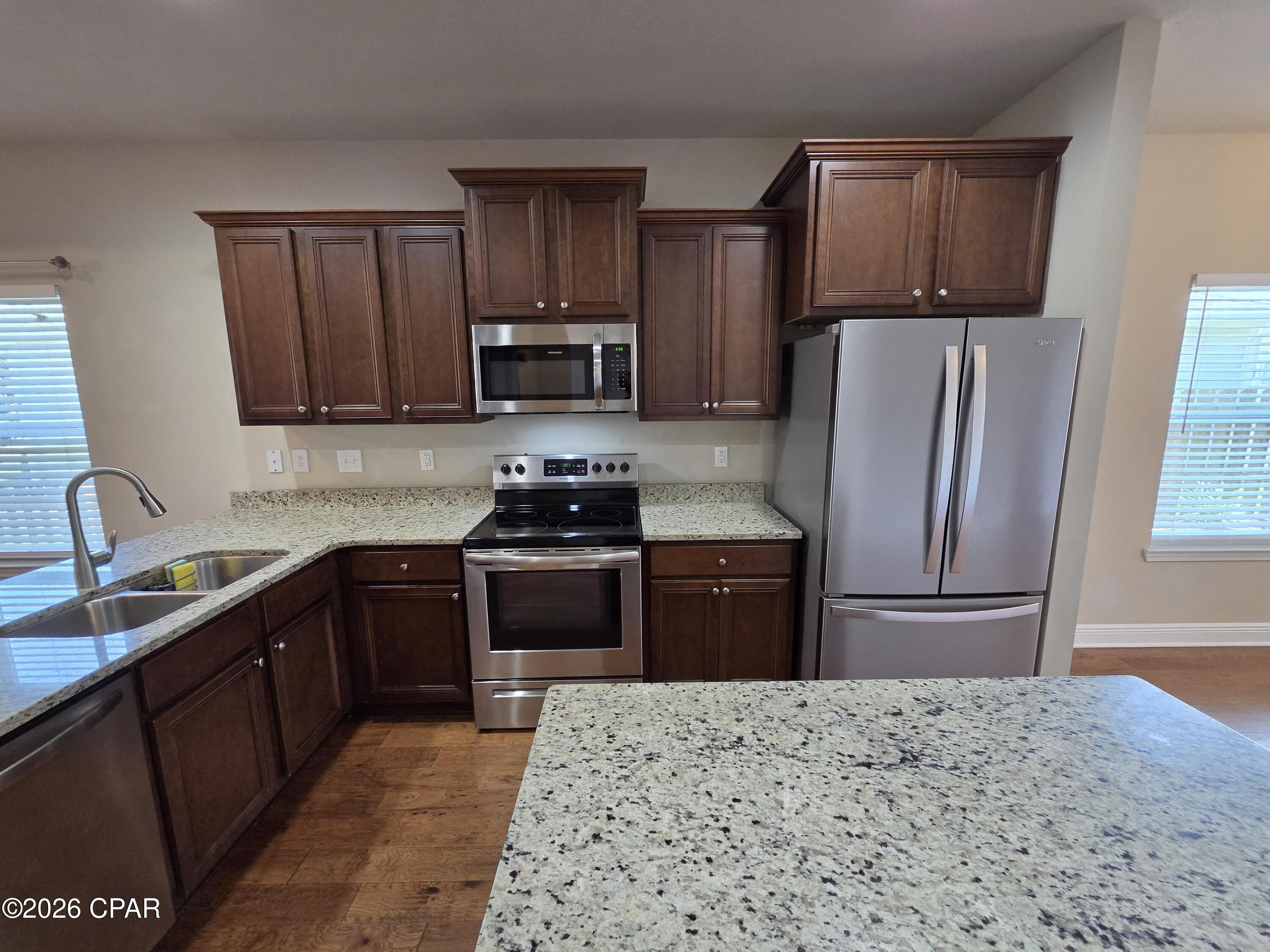 Village Of Mill Bayou/Shoreline Village Ph 1A - Residential Lease