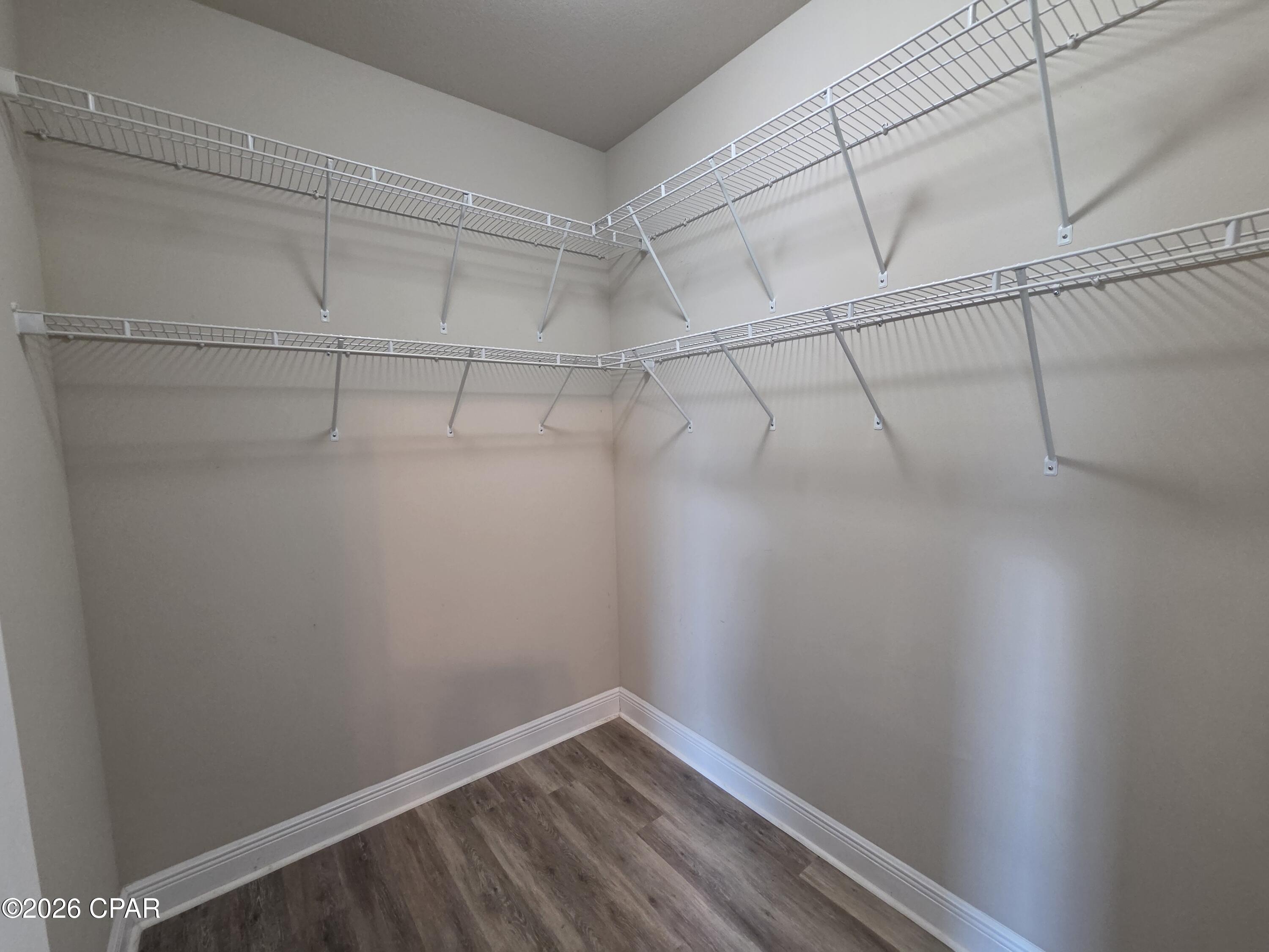 Village Of Mill Bayou/Shoreline Village Ph 1A - Residential Lease