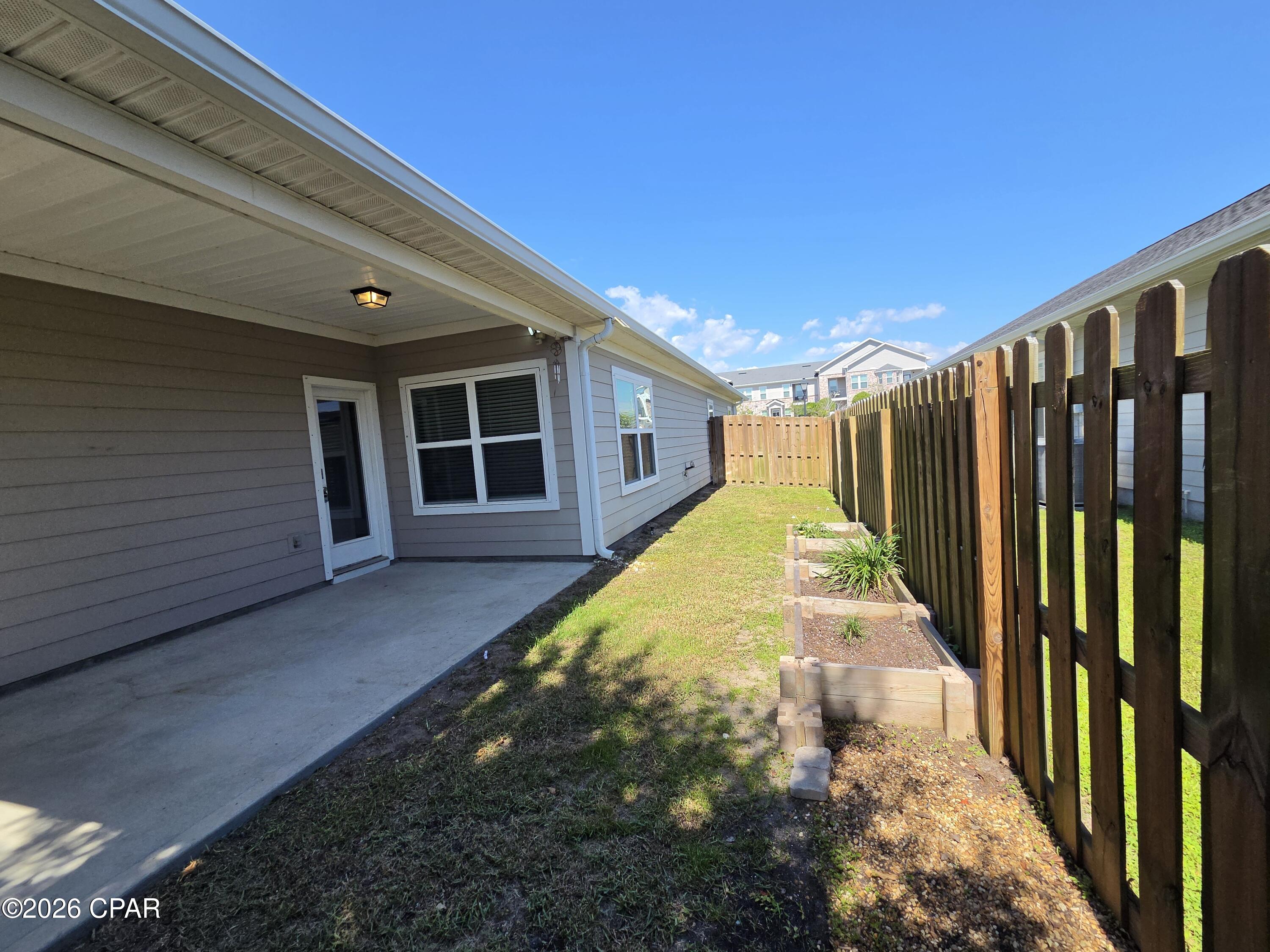 Village Of Mill Bayou/Shoreline Village Ph 1A - Residential Lease