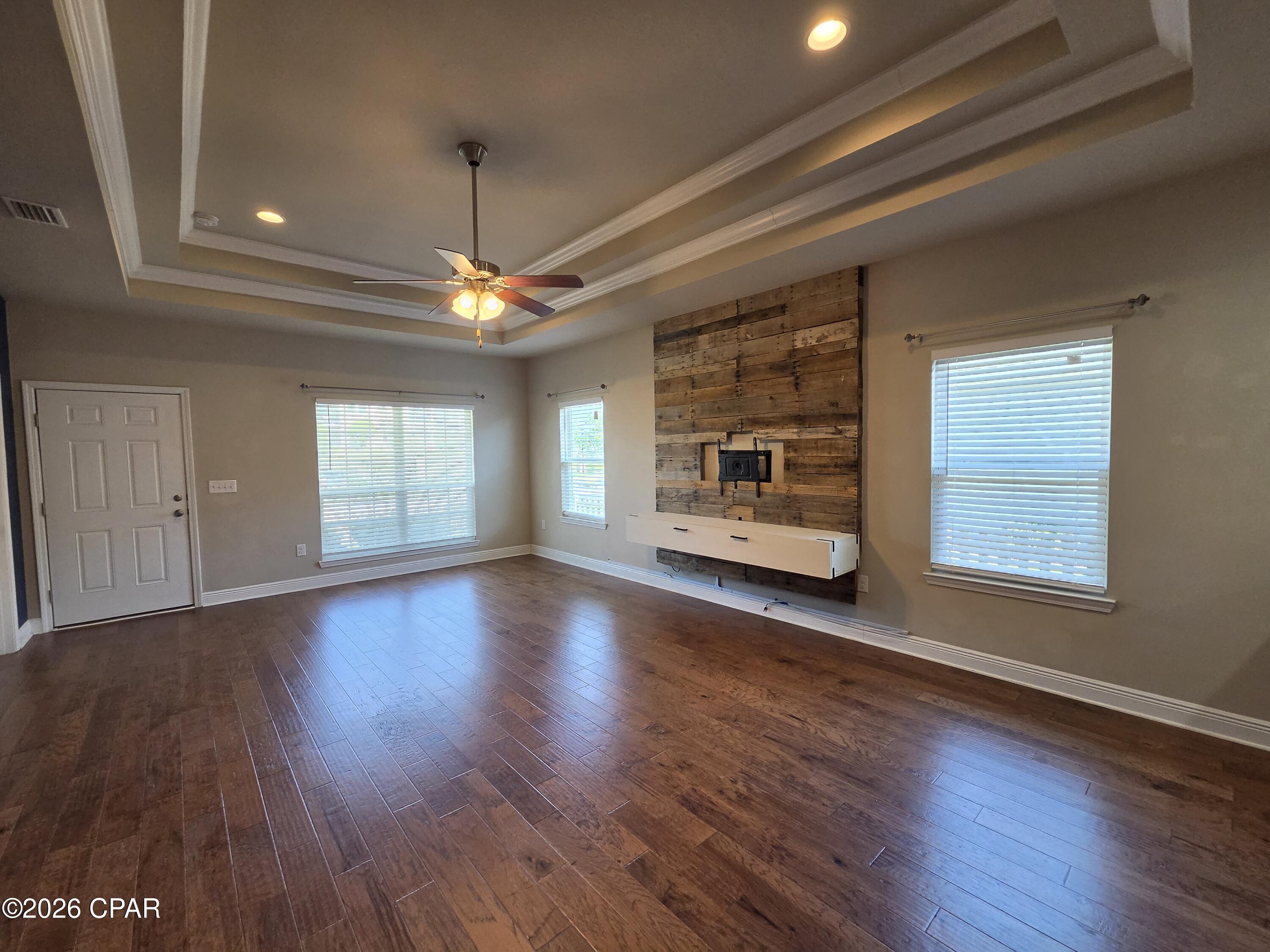 Village Of Mill Bayou/Shoreline Village Ph 1A - Residential Lease
