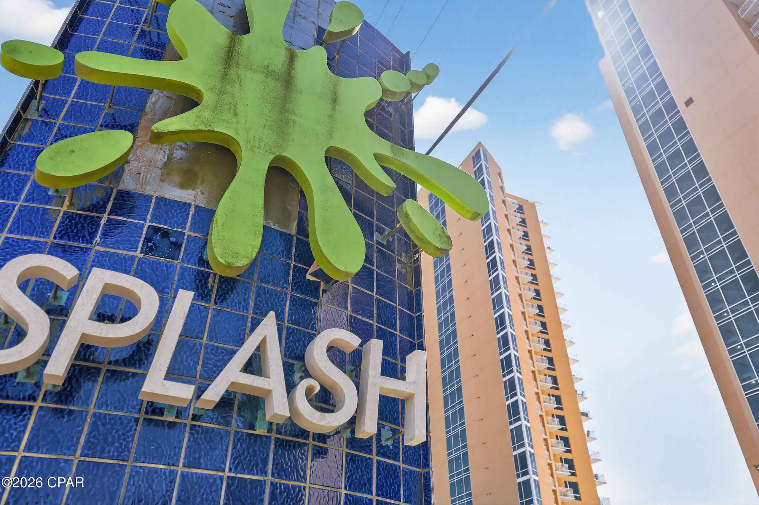 Splash Condo - Residential
