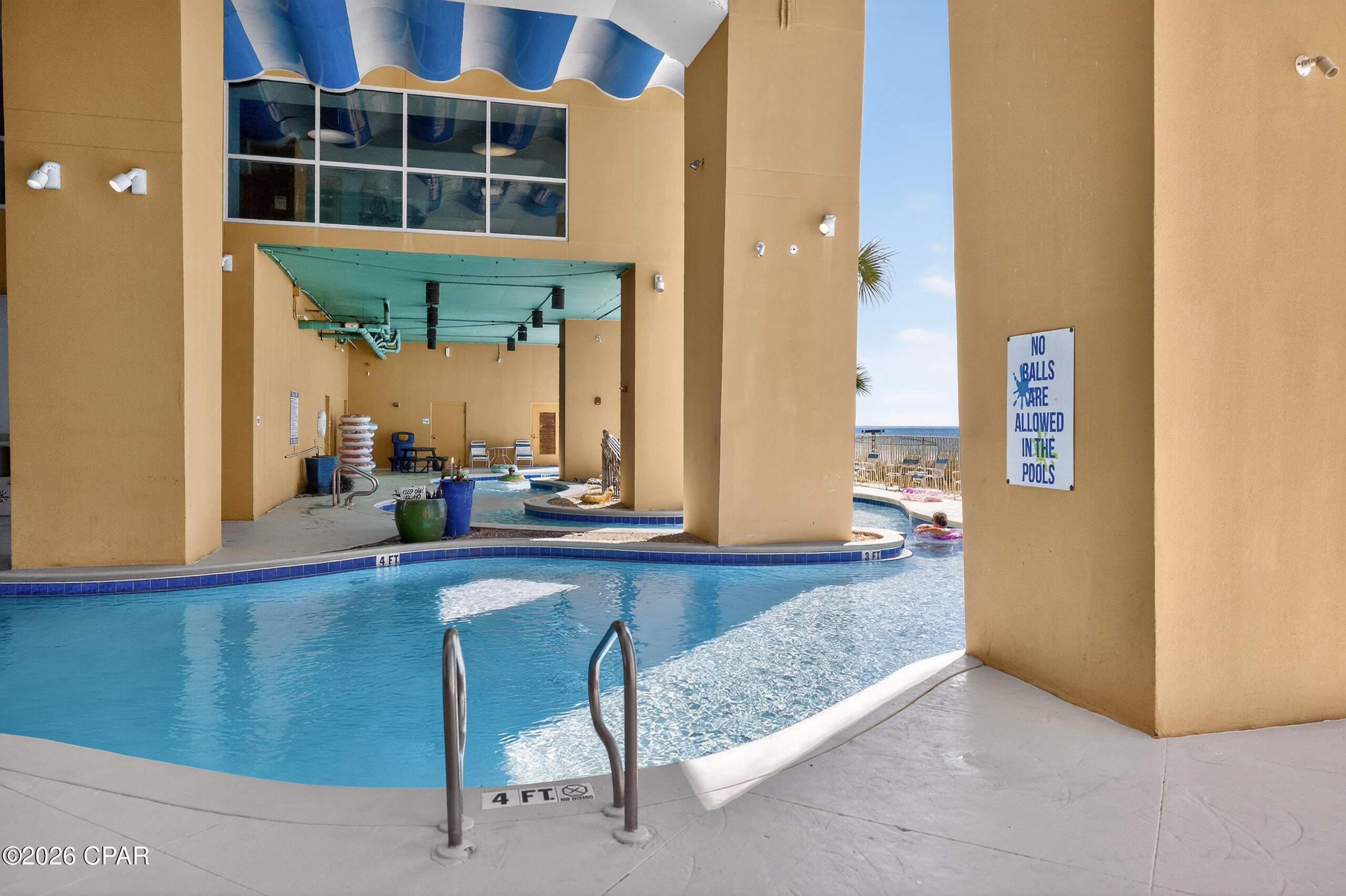 Splash Condo - Residential
