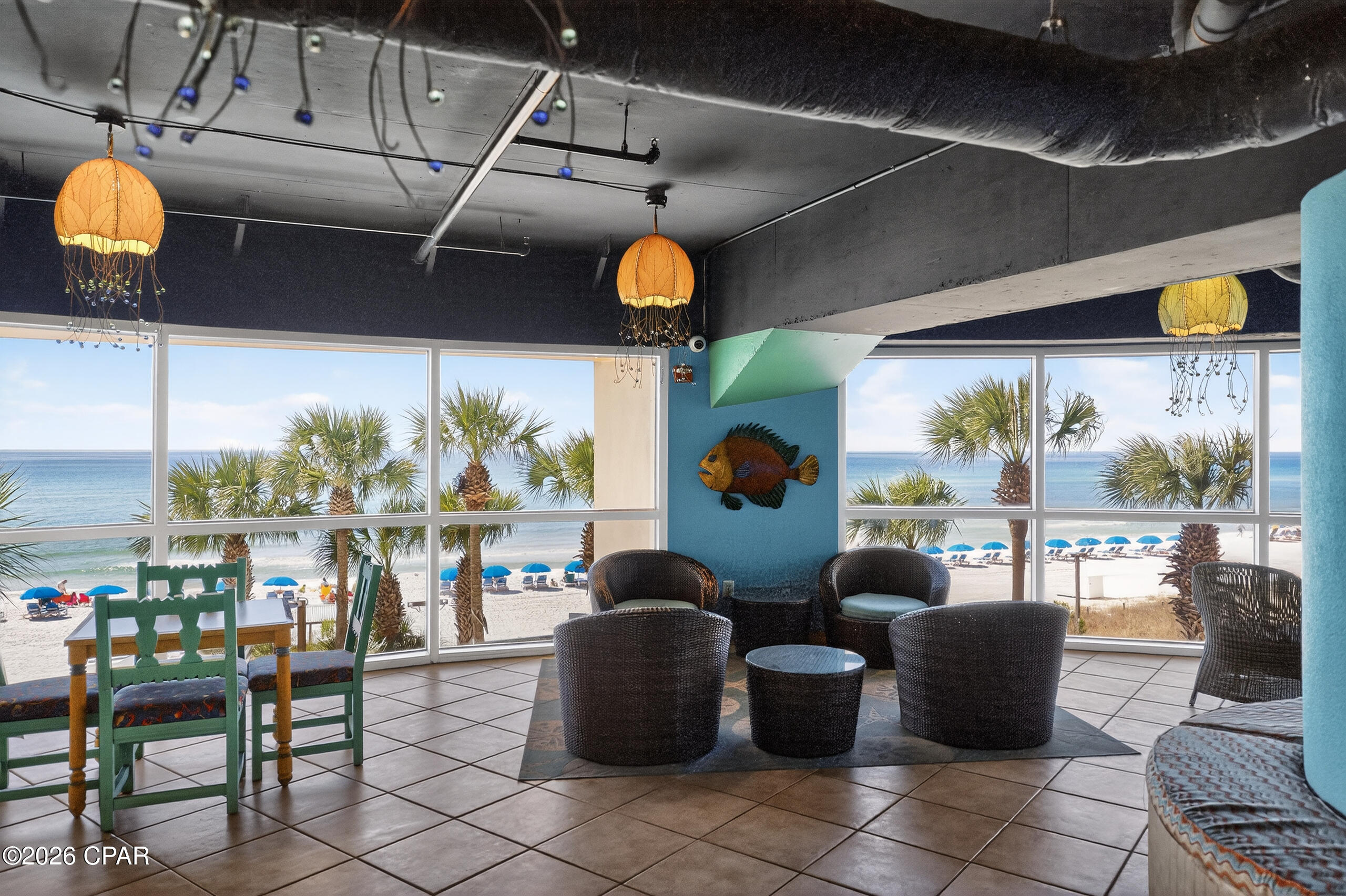 Splash Condo - Residential