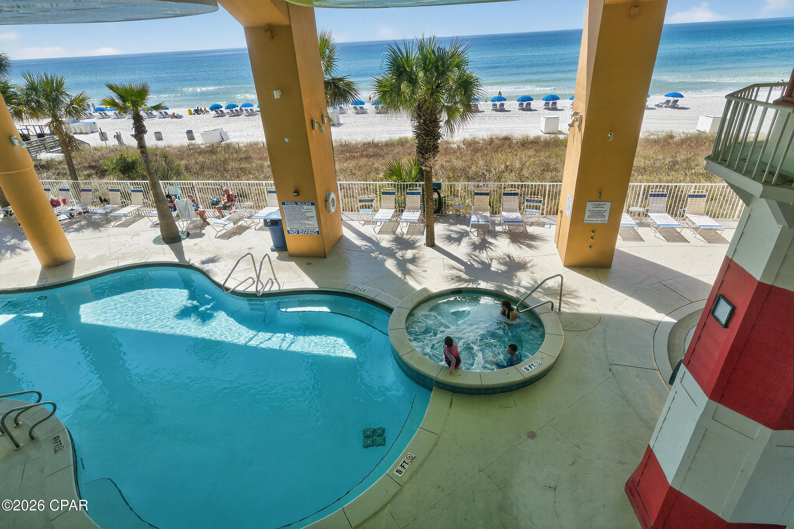 Splash Condo - Residential