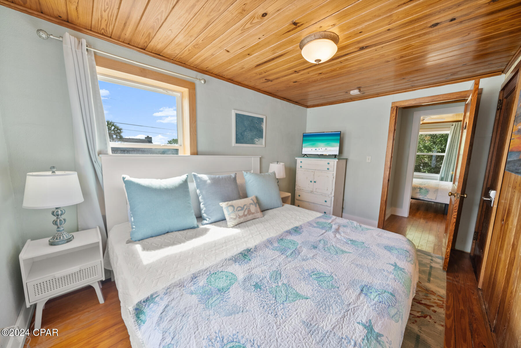 Laguna Beach Estates 1st Add - Residential