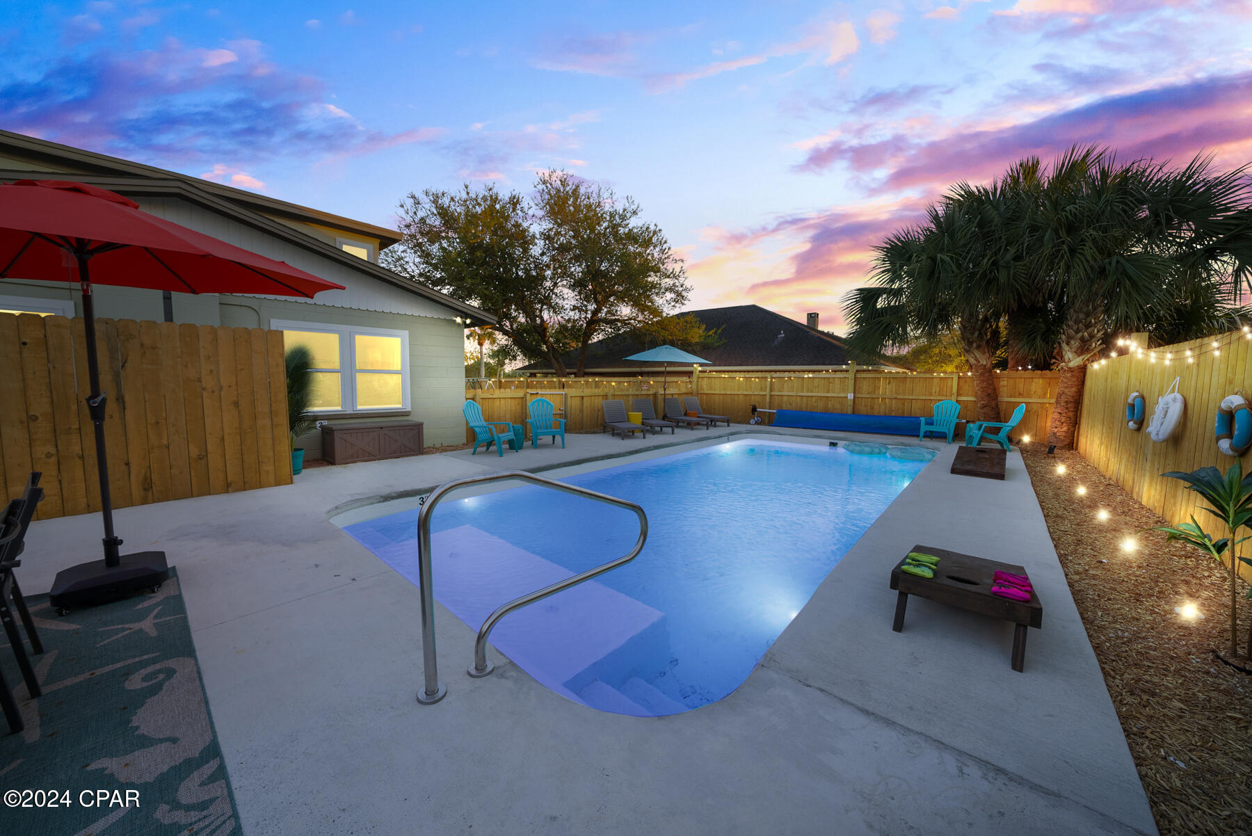 Laguna Beach Estates 1st Add - Residential