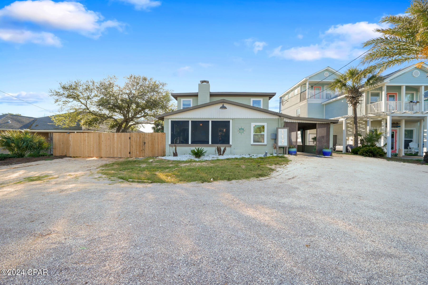 Laguna Beach Estates 1st Add - Residential