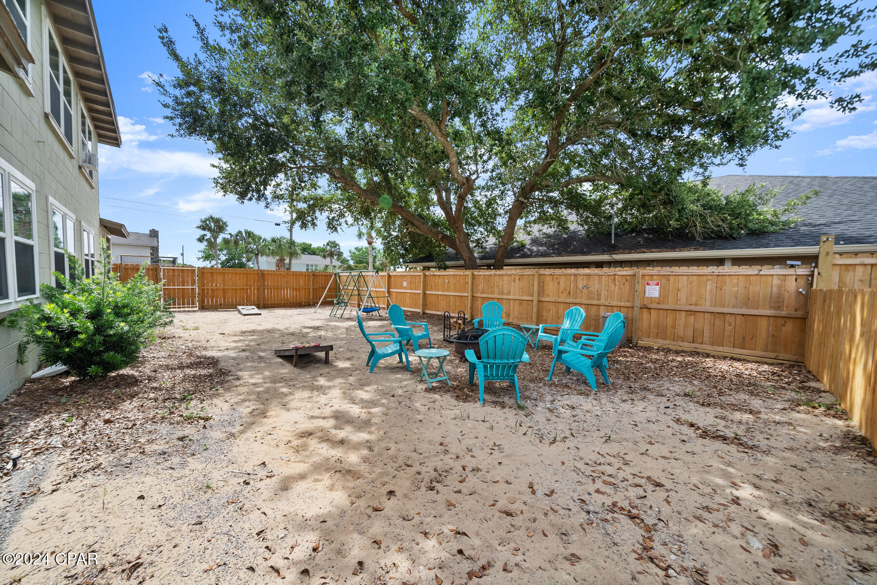 Laguna Beach Estates 1st Add - Residential