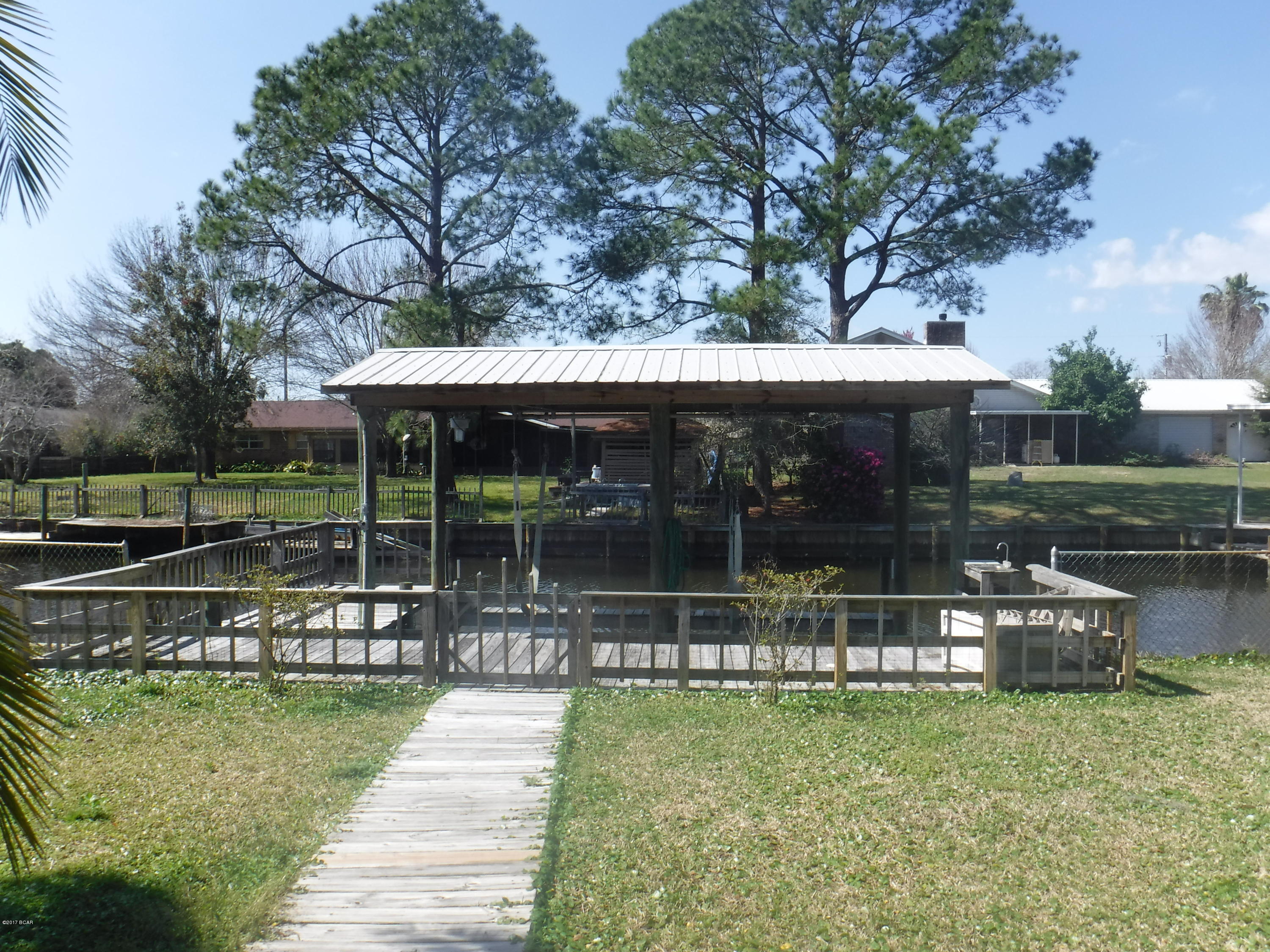 Baywood Shores Est Unit 4 - Residential Lease