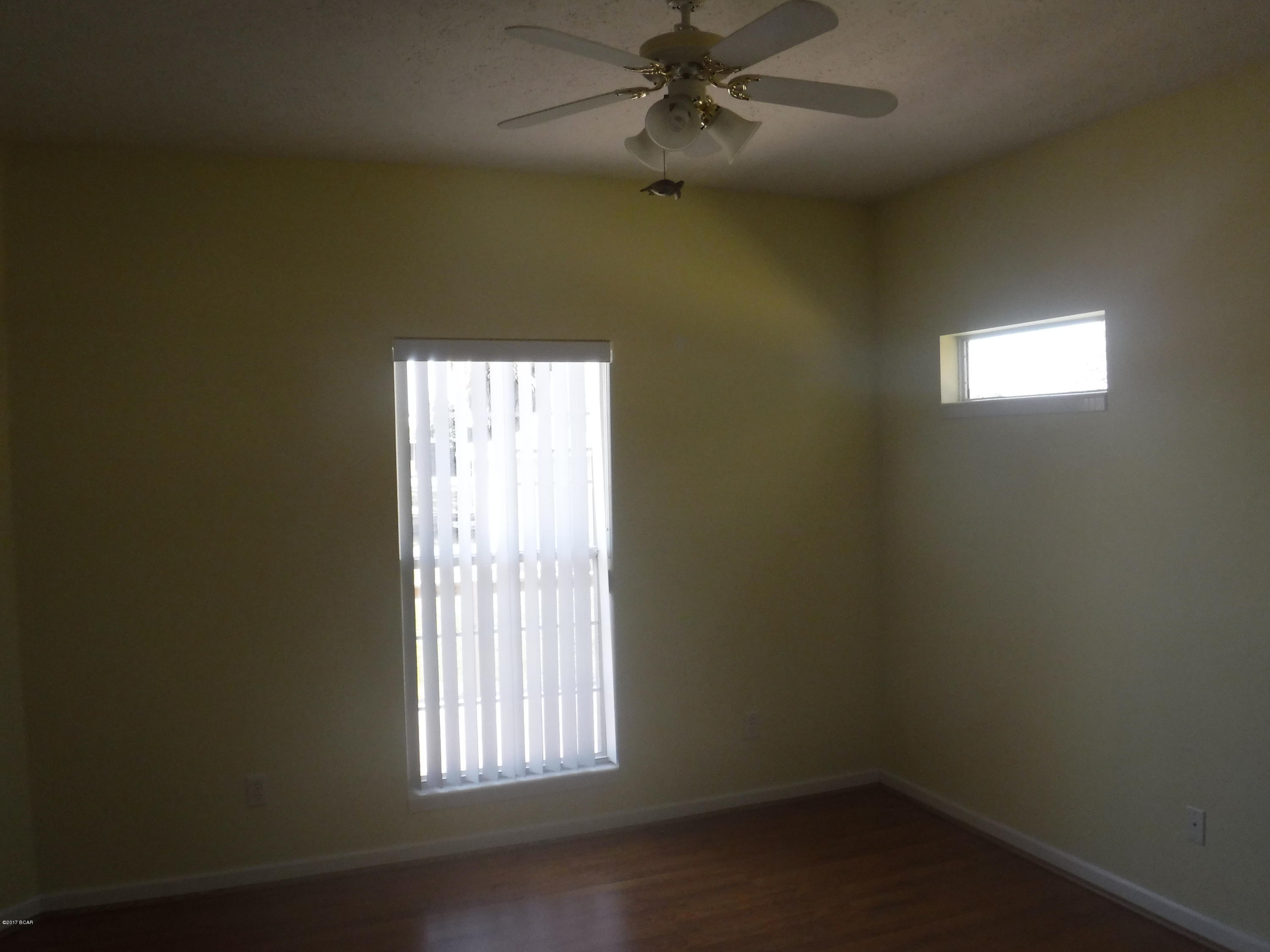 Baywood Shores Est Unit 4 - Residential Lease
