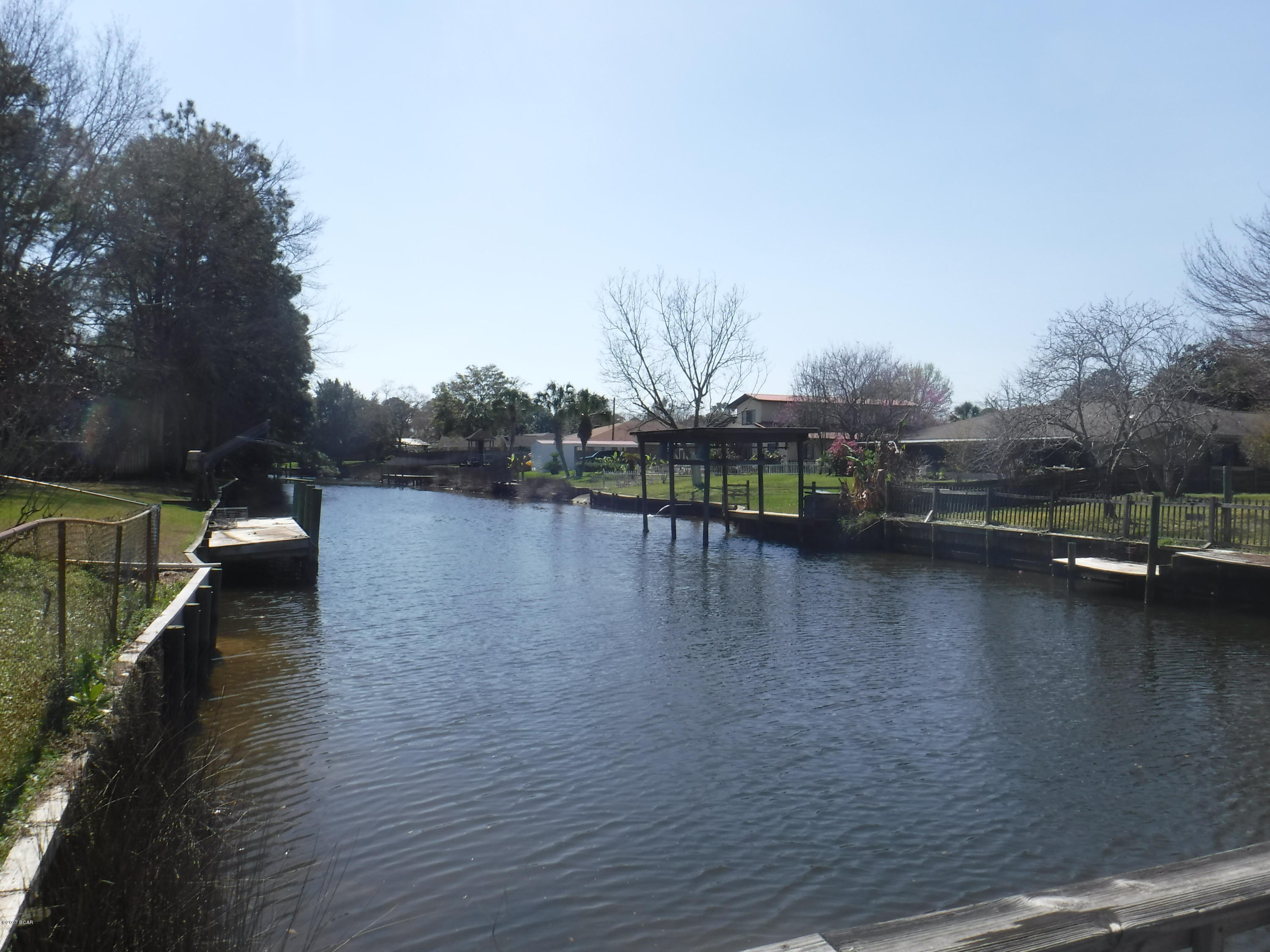 Baywood Shores Est Unit 4 - Residential Lease