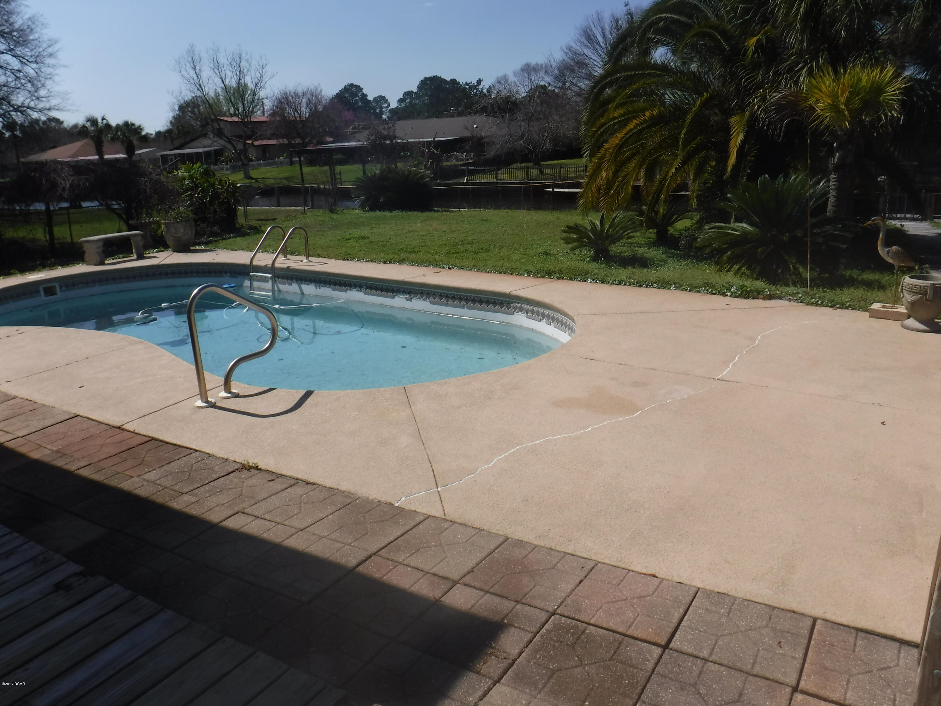 Baywood Shores Est Unit 4 - Residential Lease