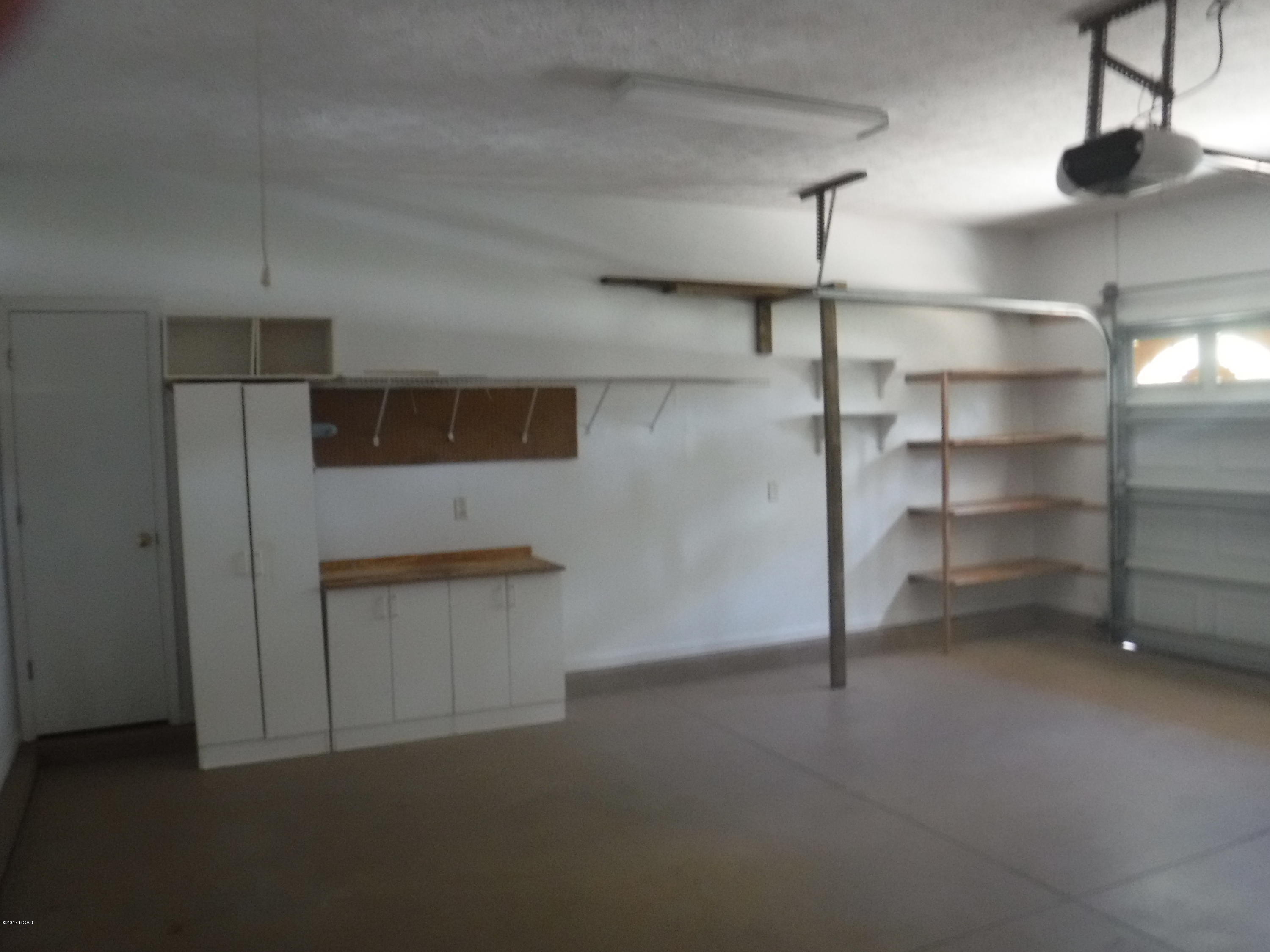 Baywood Shores Est Unit 4 - Residential Lease