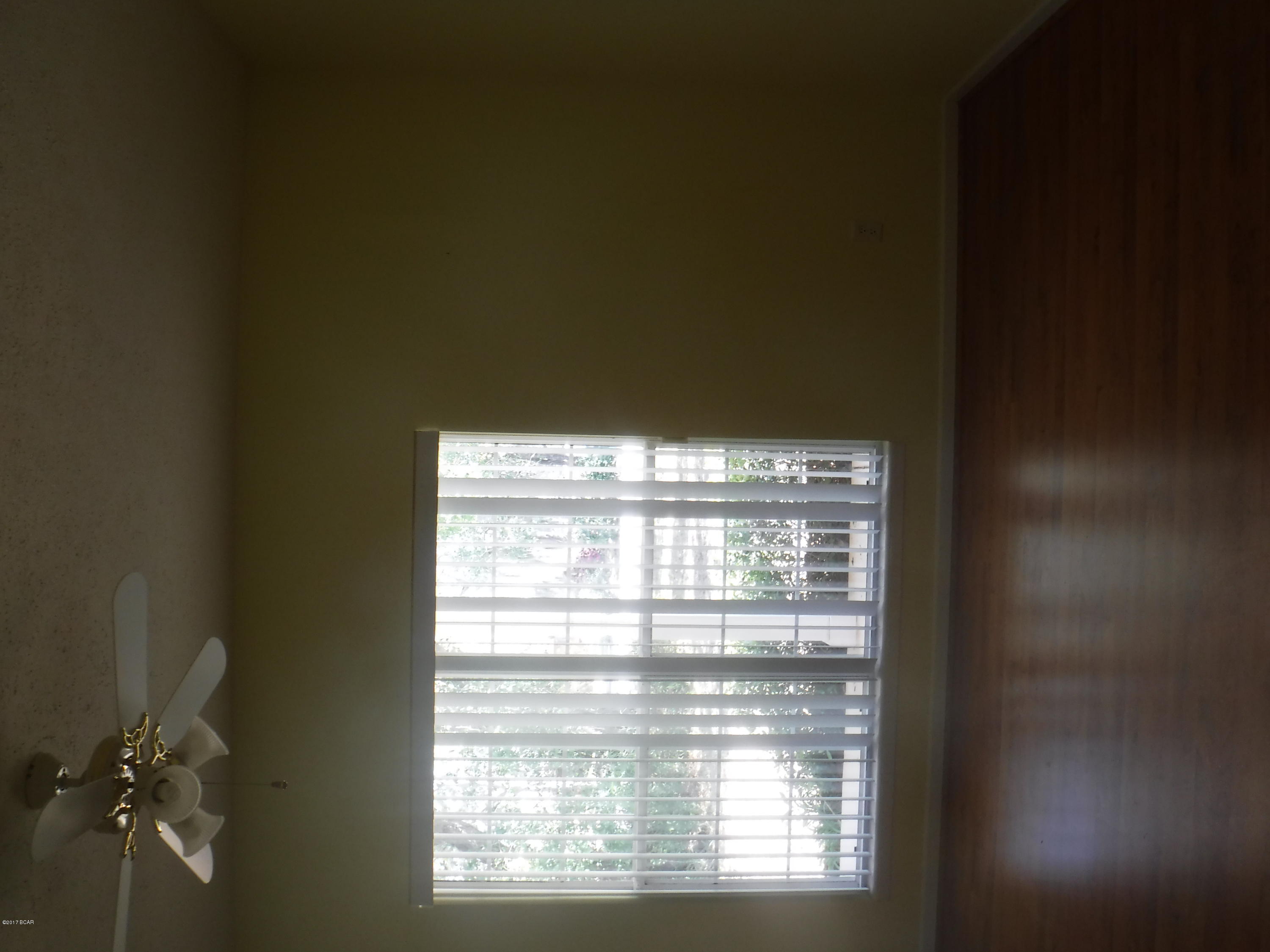 Baywood Shores Est Unit 4 - Residential Lease