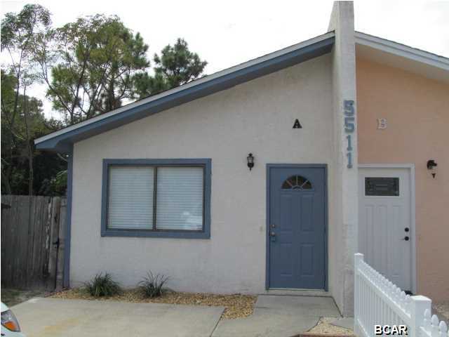 Walk to the BEACH--



1 bedroom 1 bath duplex- completely remodeled- tile flooring throughout-new stove - includes stackable washer -dryer- fenced back yard. Property is on Septic
