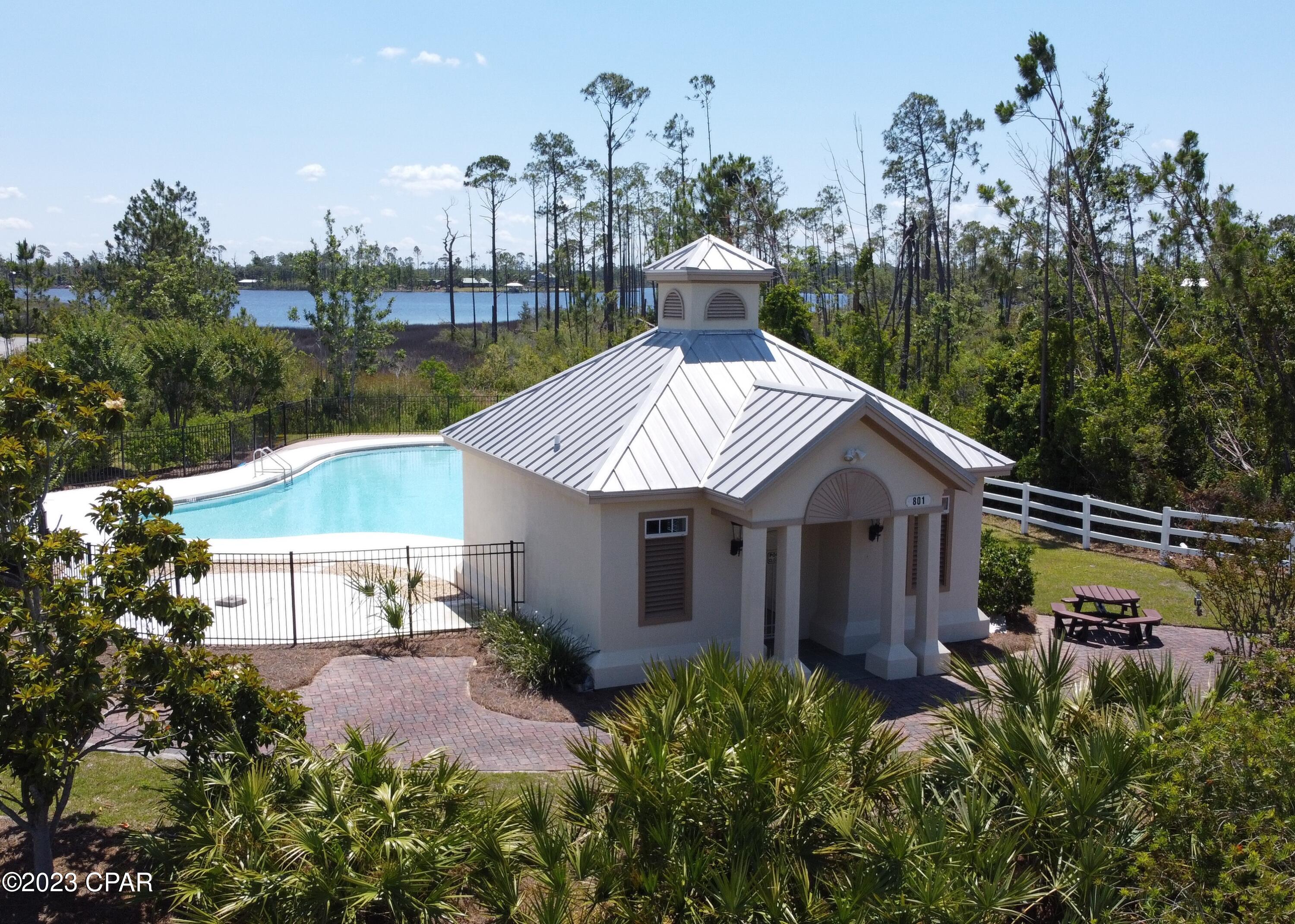 Laird Bayou - Land