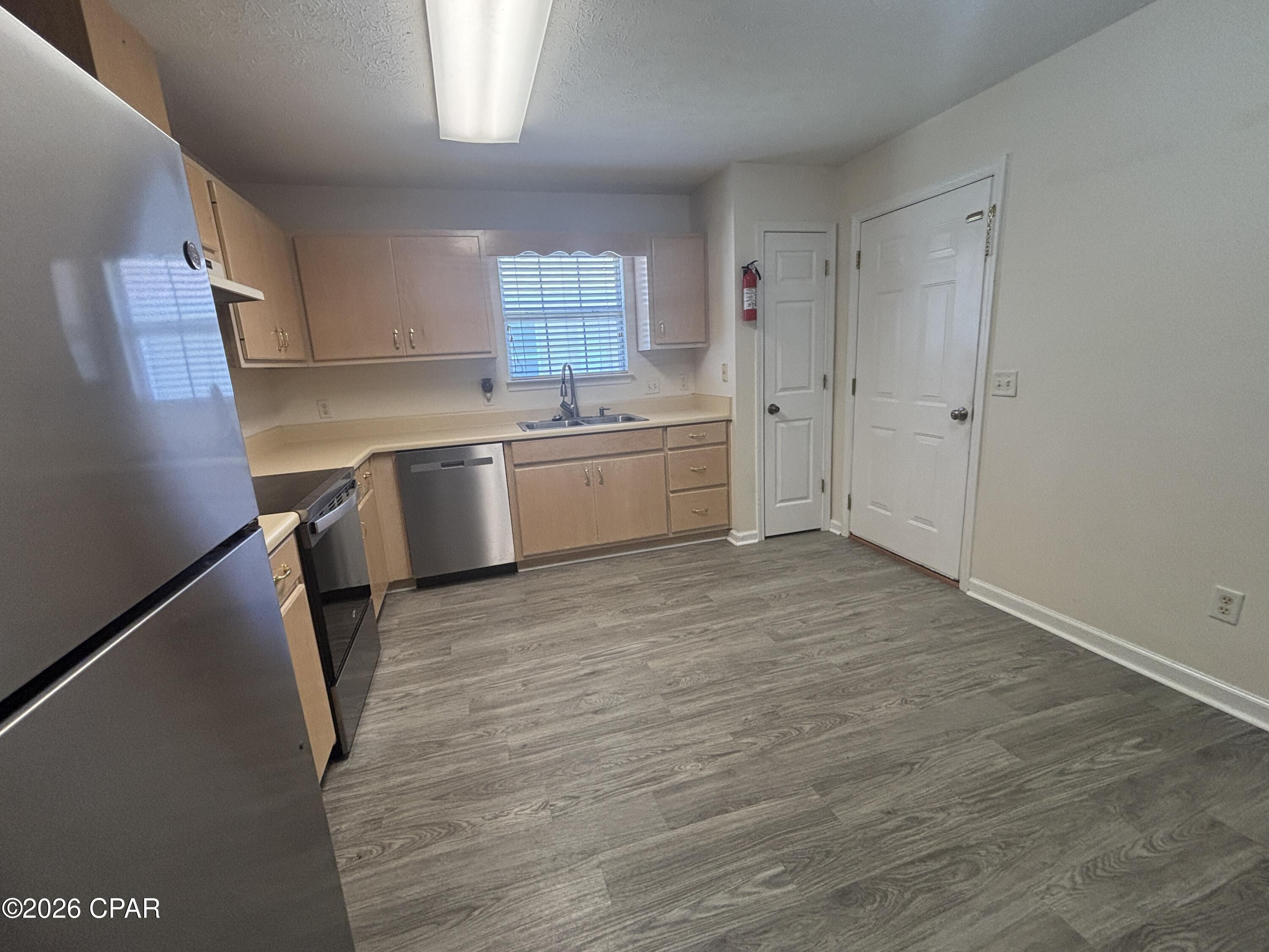 [No Recorded Subdiv] - Residential Lease