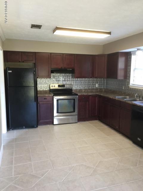 Forest Shores - Residential Lease