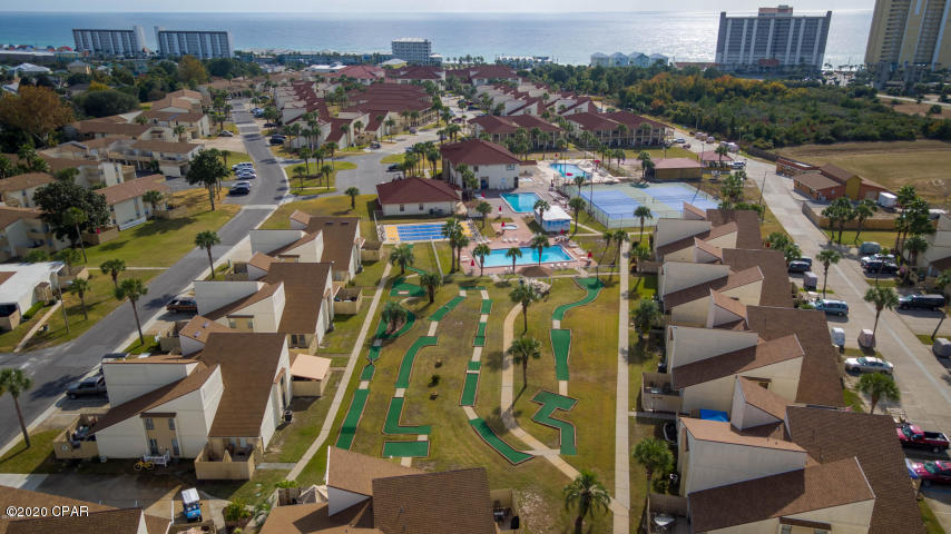 Horizon South Townhouses - Residential