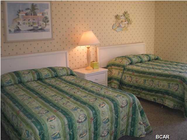 Edgewater Golf Villas IV - Residential