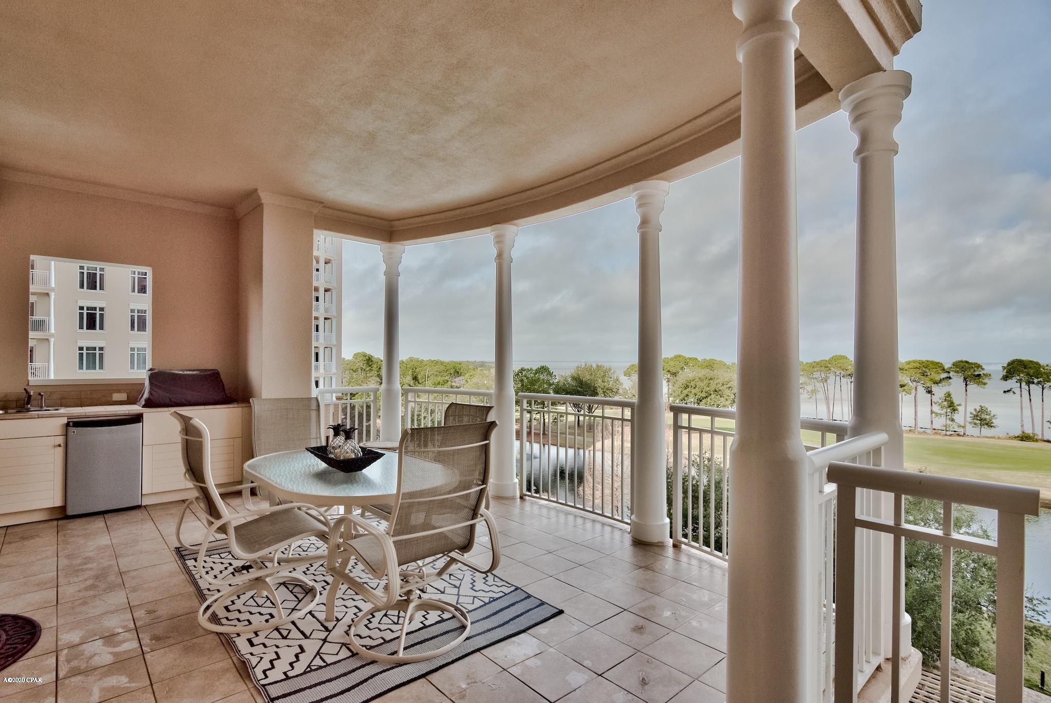 One Water Place At Kelly Plantation - Residential