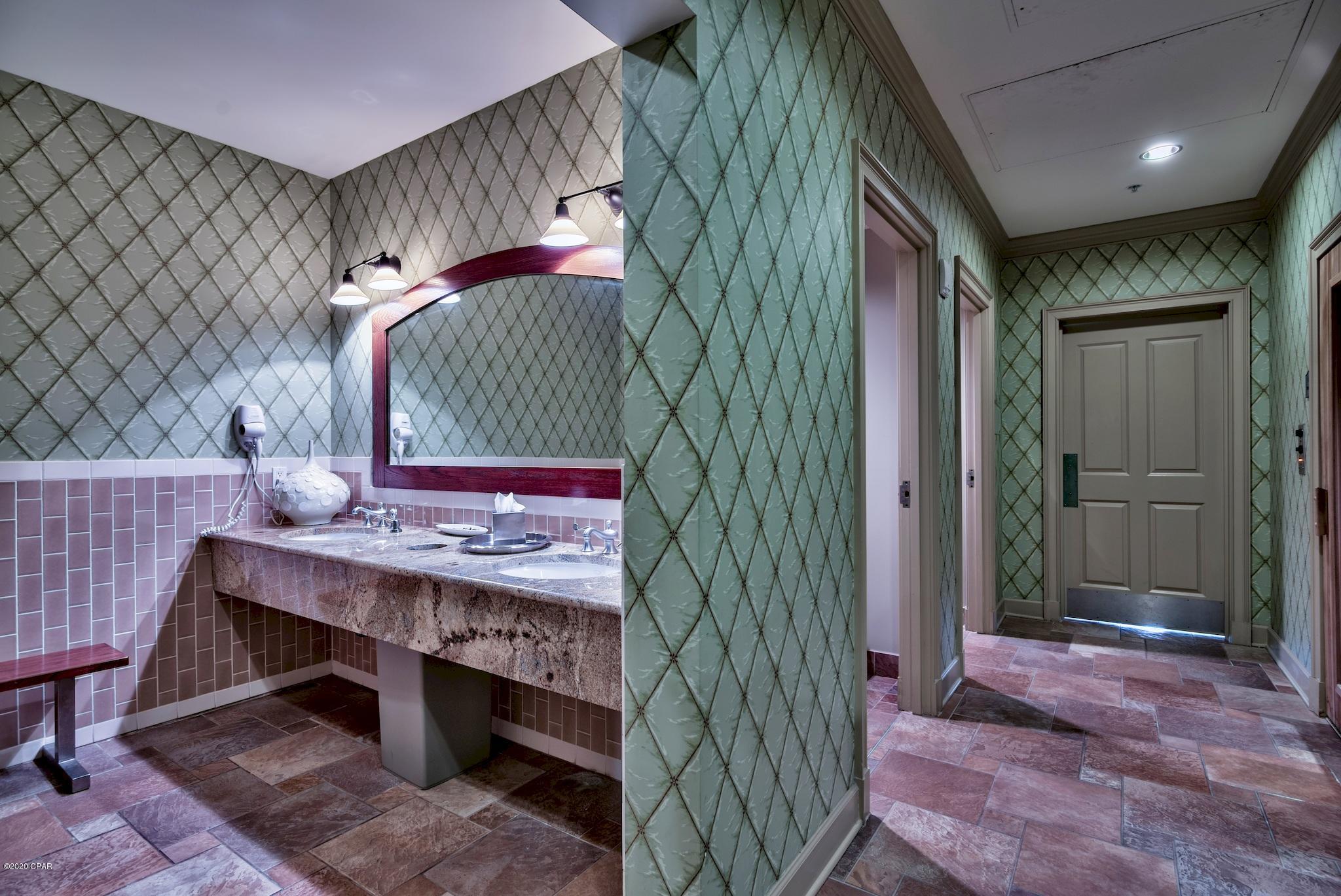 One Water Place At Kelly Plantation - Residential