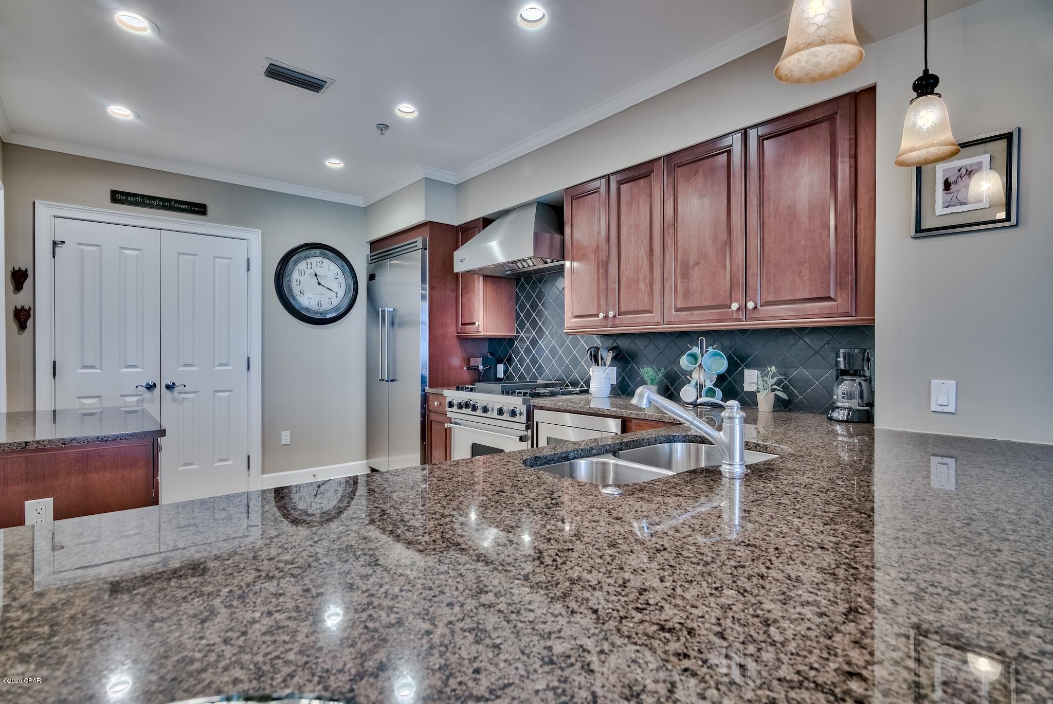 One Water Place At Kelly Plantation - Residential