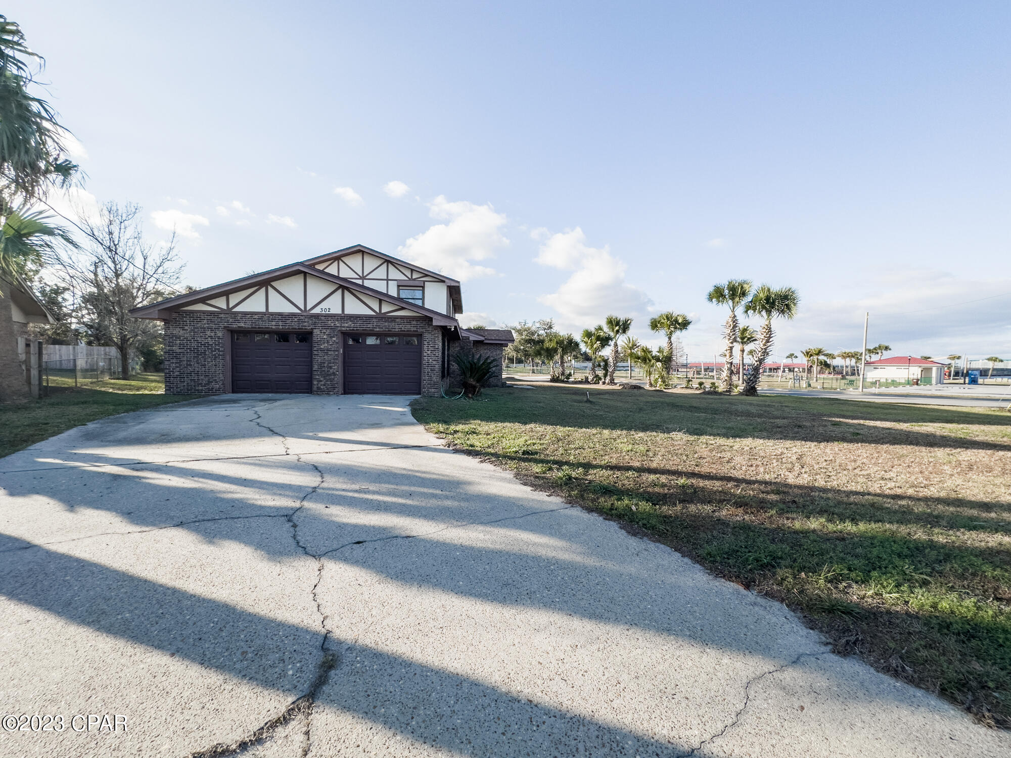 Bay Park Manor - Residential