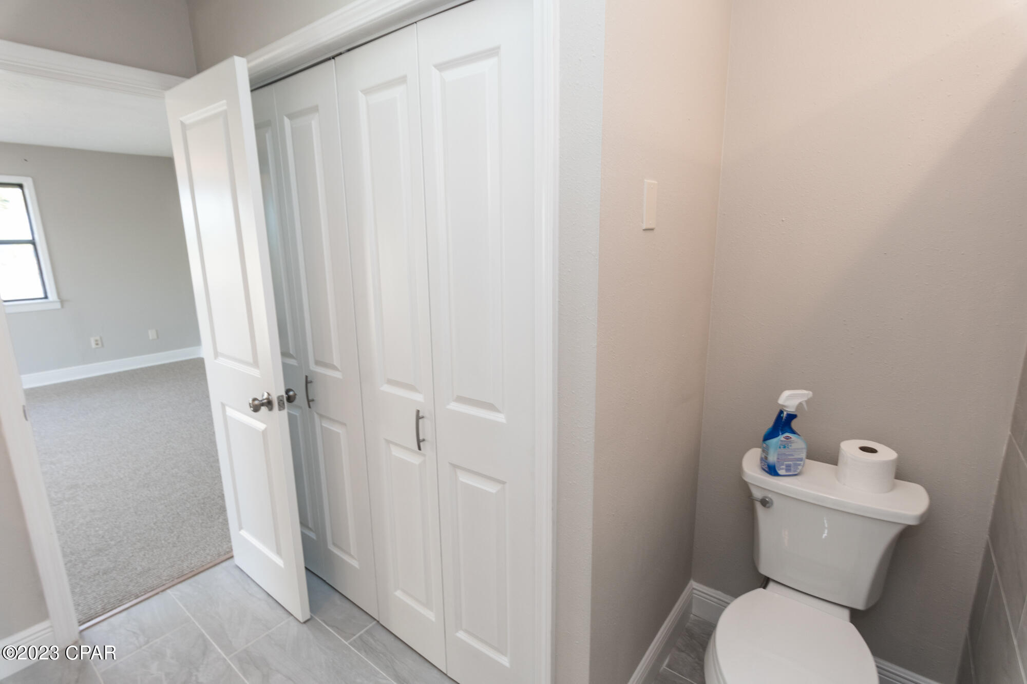 Bay Park Manor - Residential