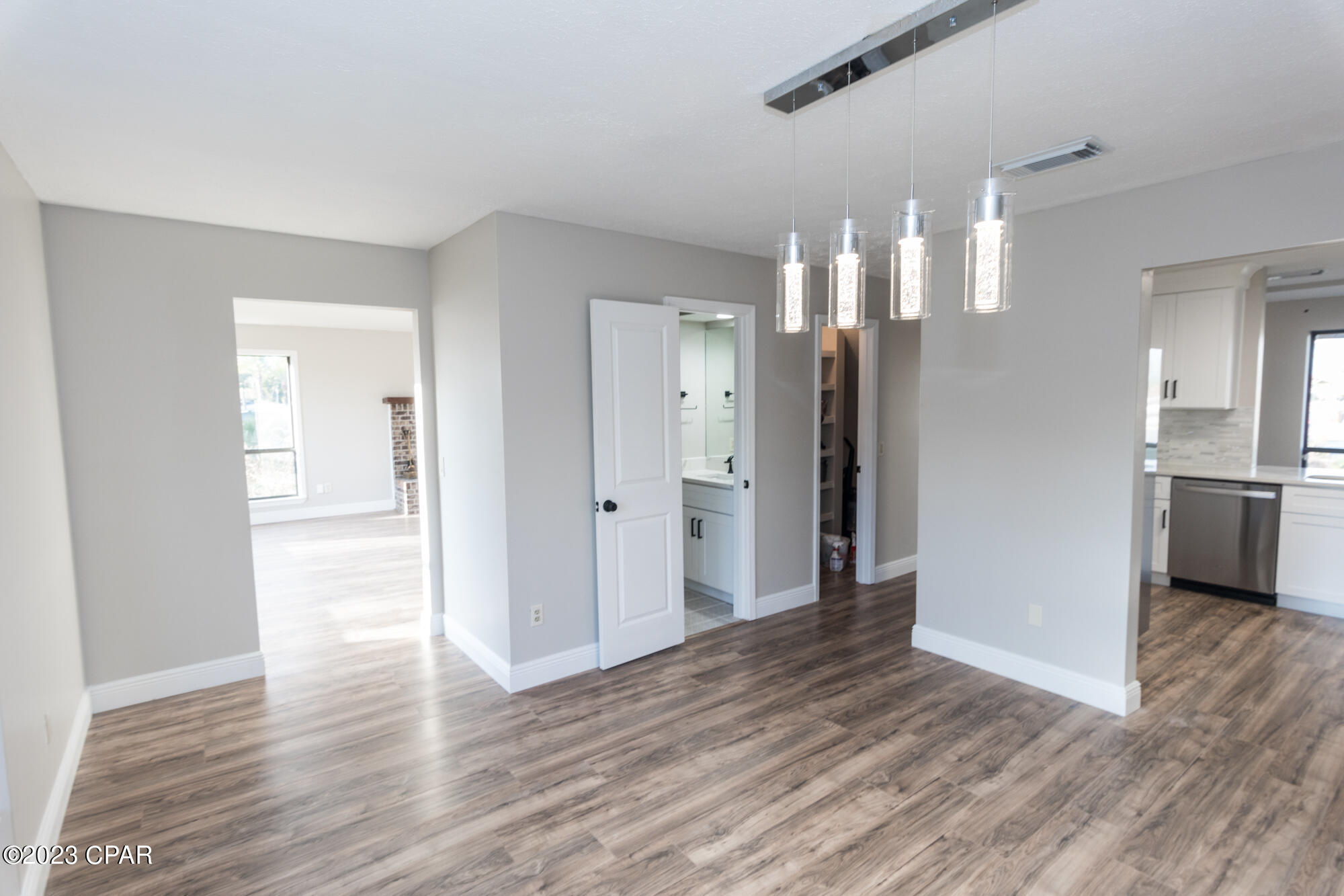 Bay Park Manor - Residential