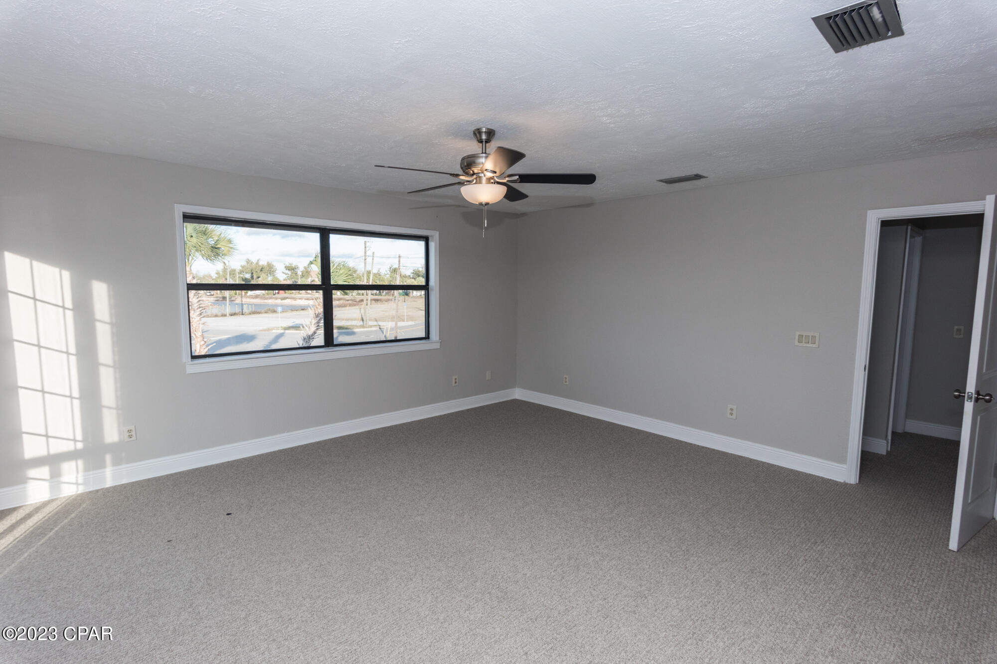 Bay Park Manor - Residential