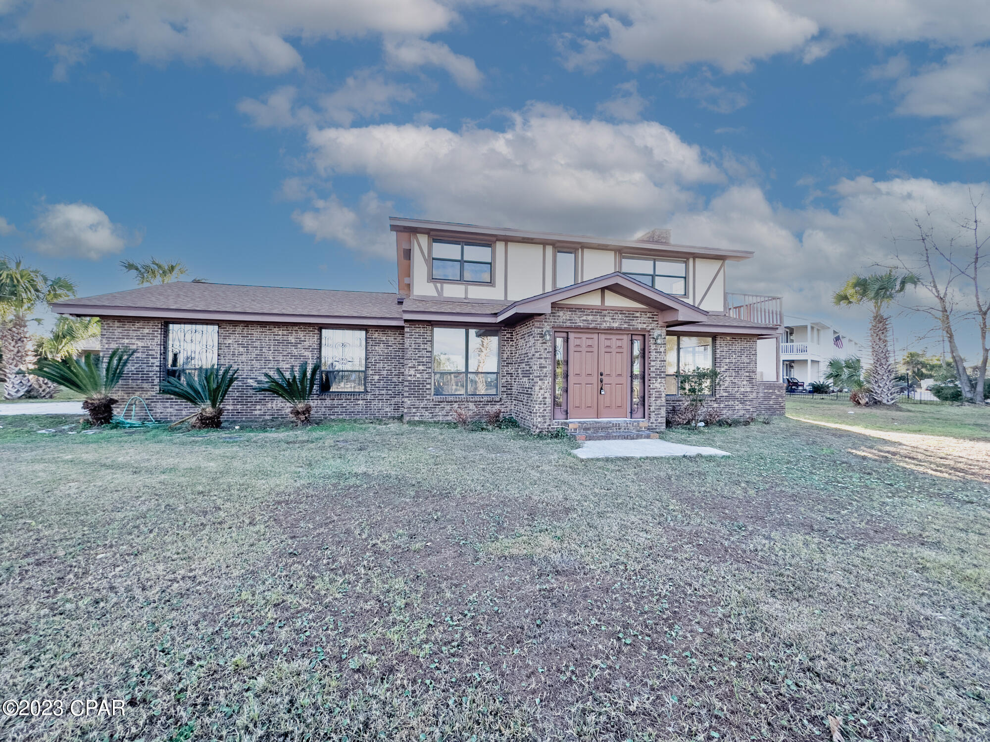 Bay Park Manor - Residential