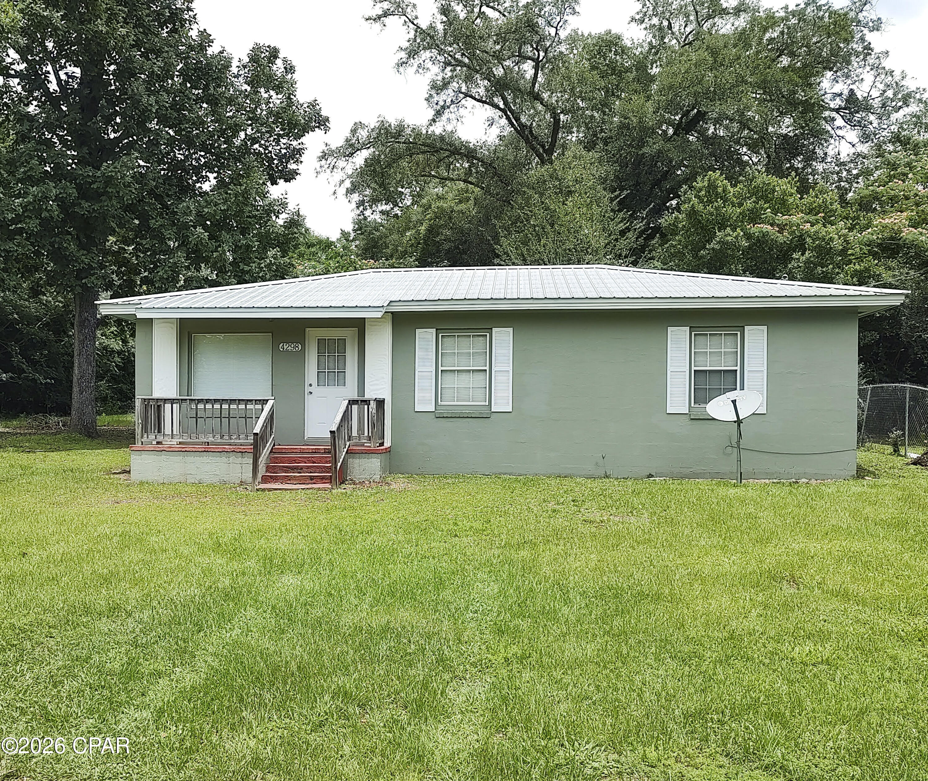 Enjoy small-town living with the convenience of nearby amenities in this charming 3-bedroom, 1-bath home in Marianna. Situated close to schools, shopping, and local restaurants. This home is perfect for anyone looking for comfort, convenience, and value. Schedule your showing and come see all it has to offer!