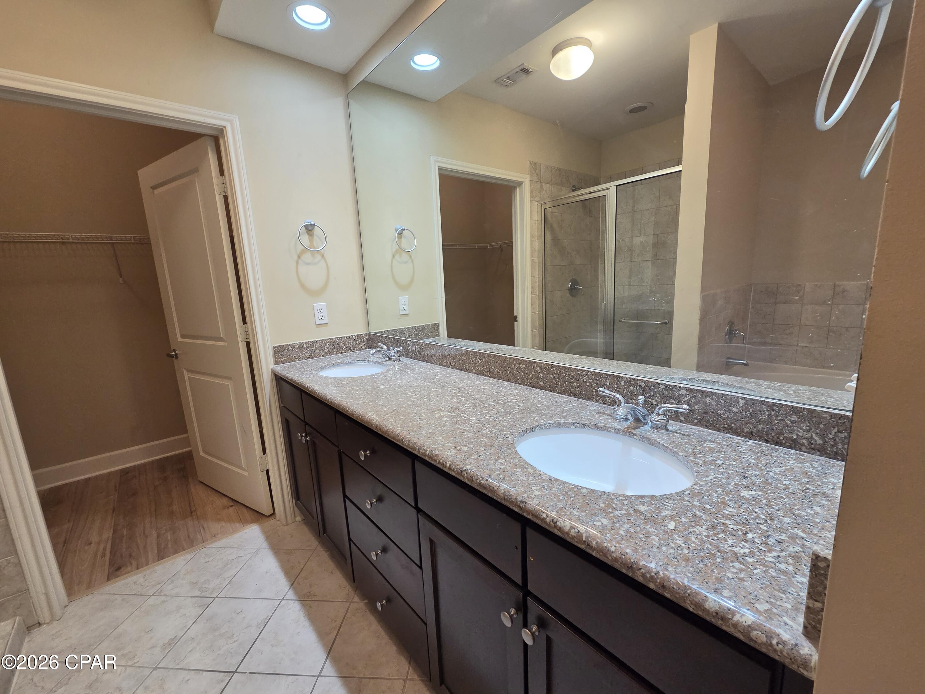 Island Reserve - Residential Lease