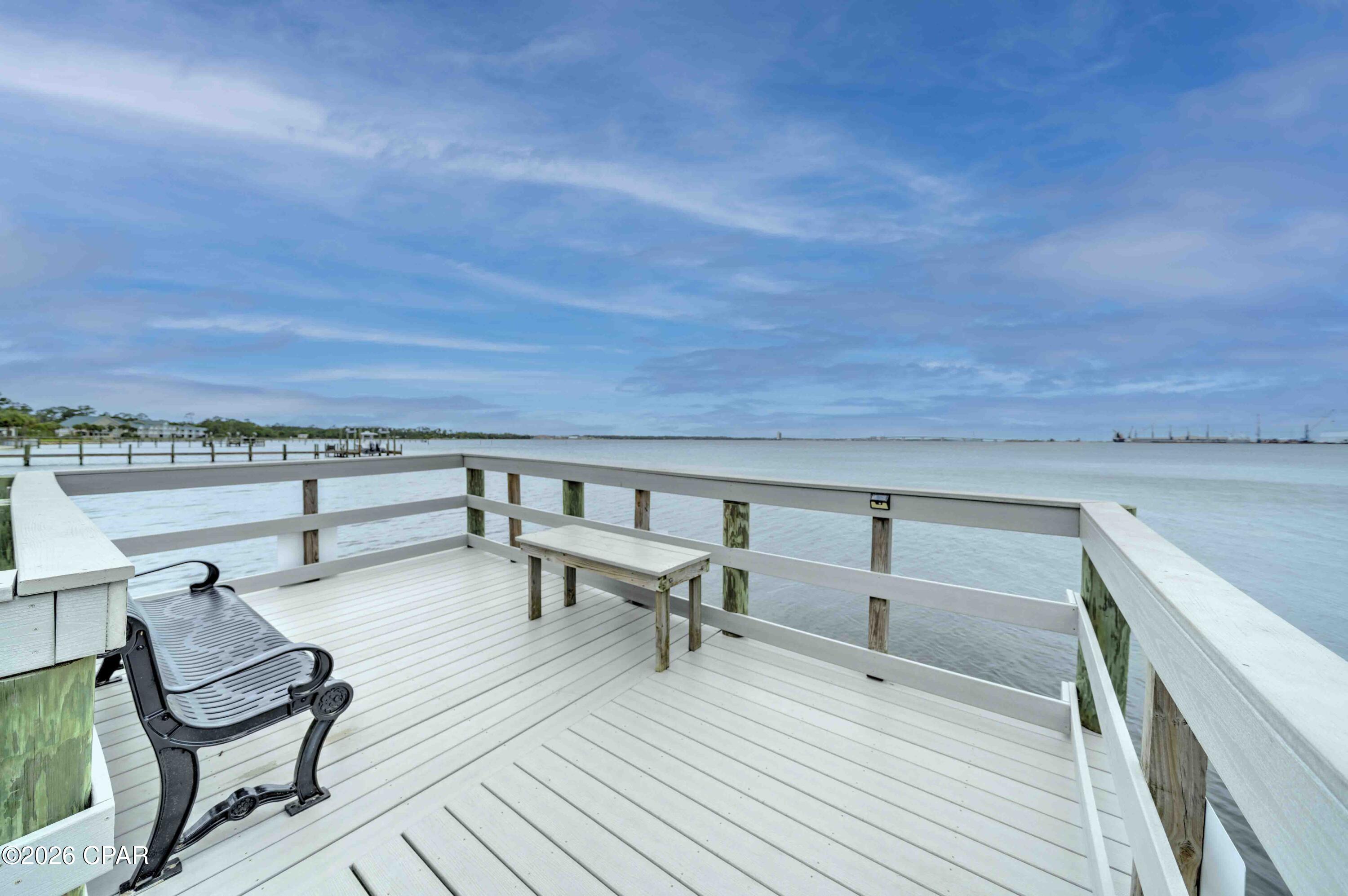 Magnolia Bay Club - Residential
