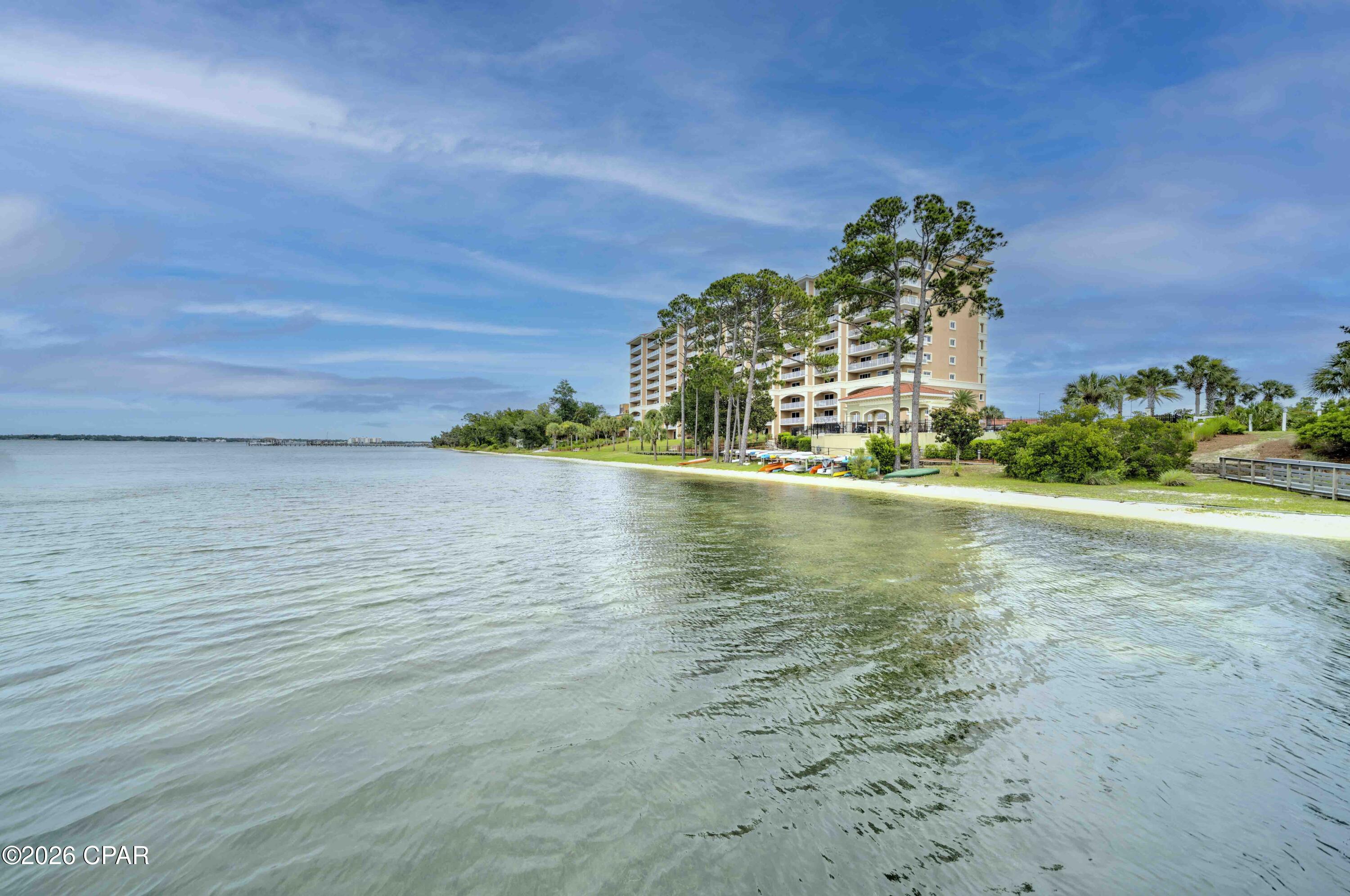 Magnolia Bay Club - Residential