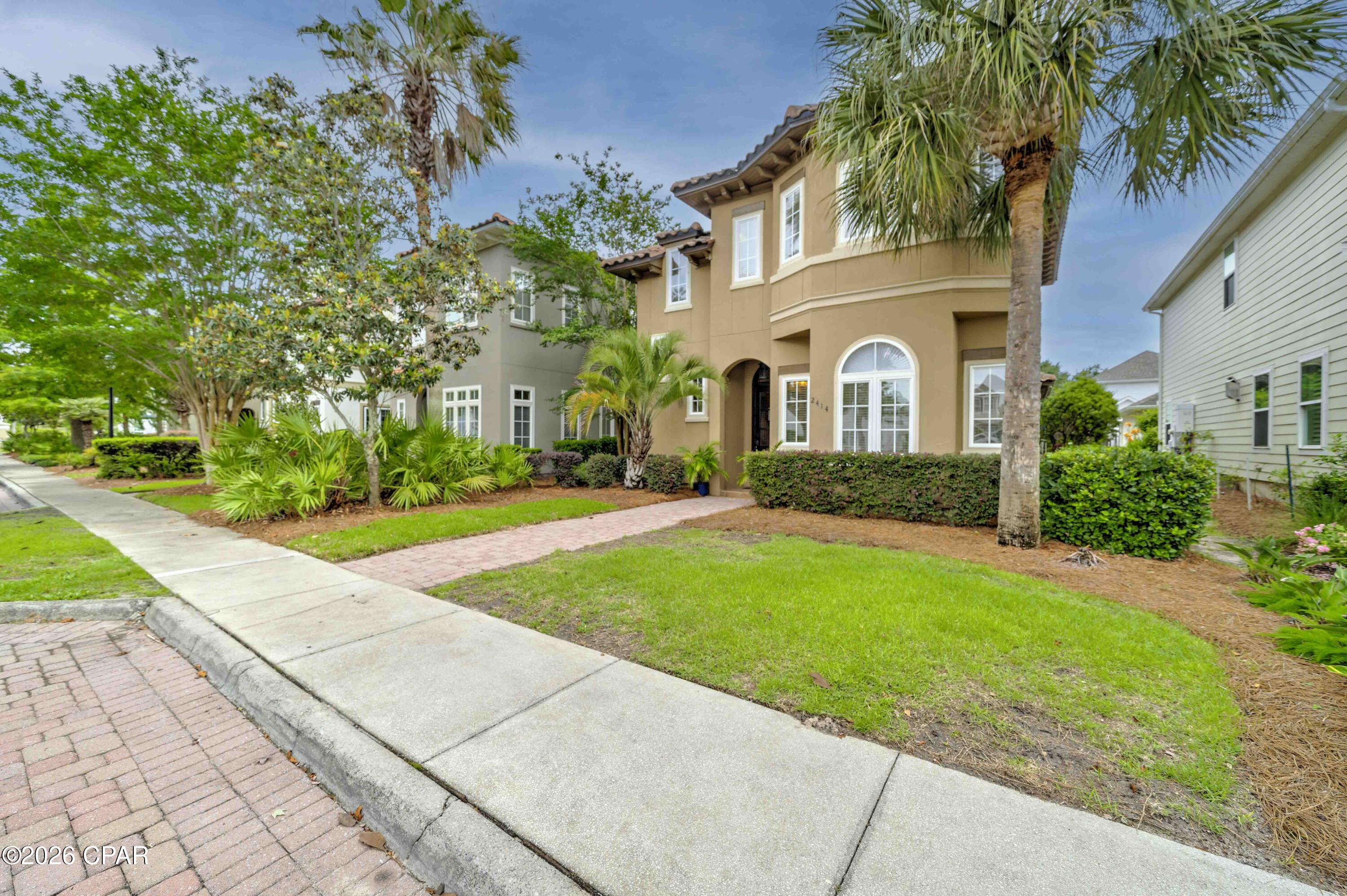 Magnolia Bay Club - Residential