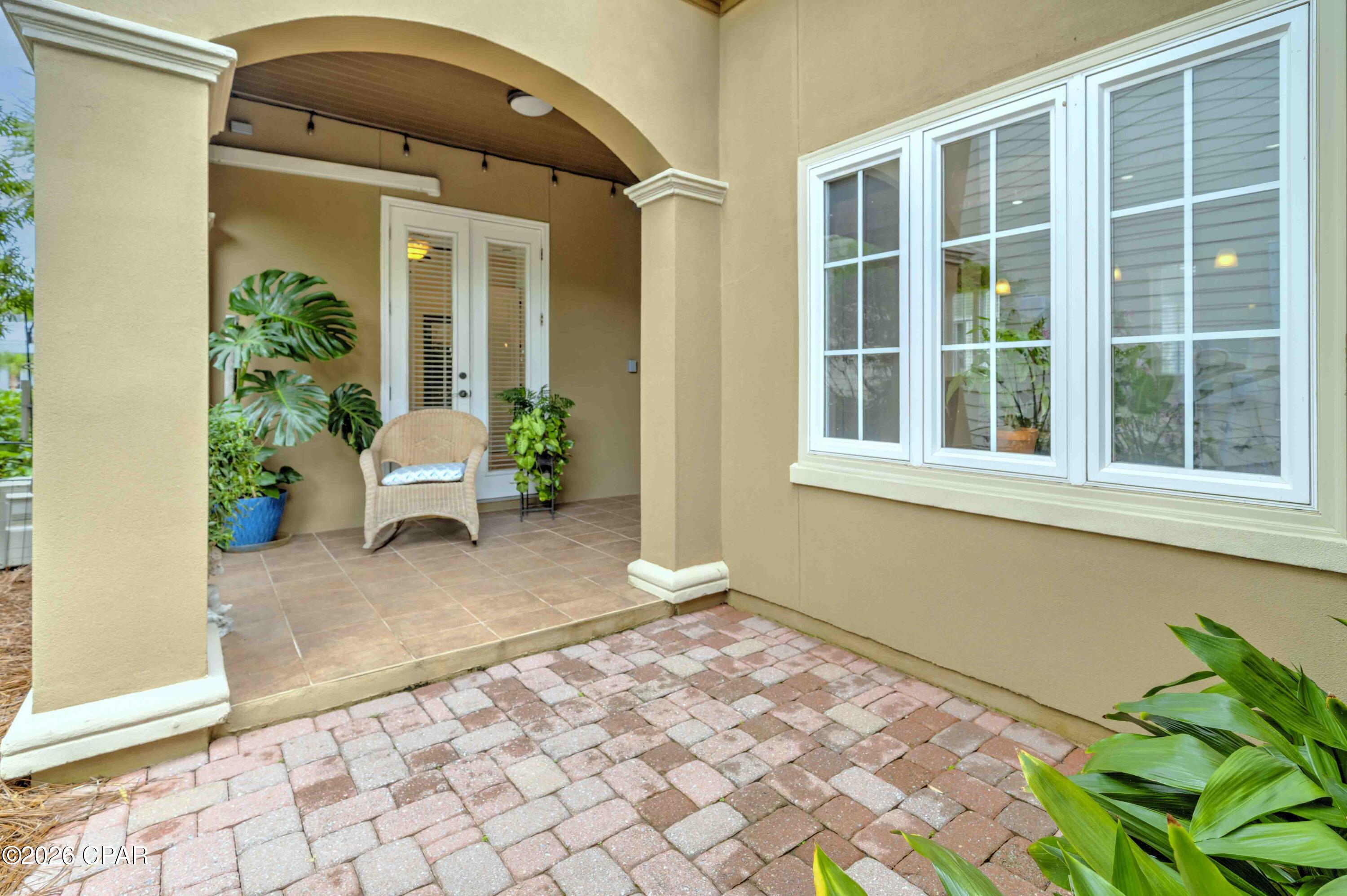 Magnolia Bay Club - Residential