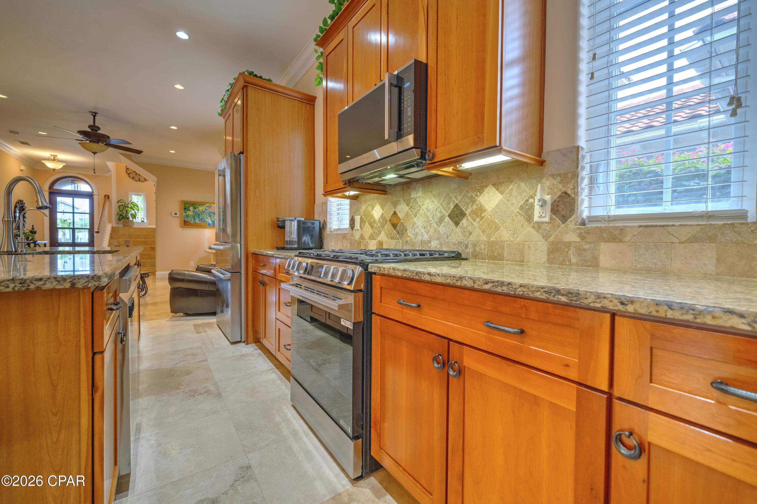 Magnolia Bay Club - Residential
