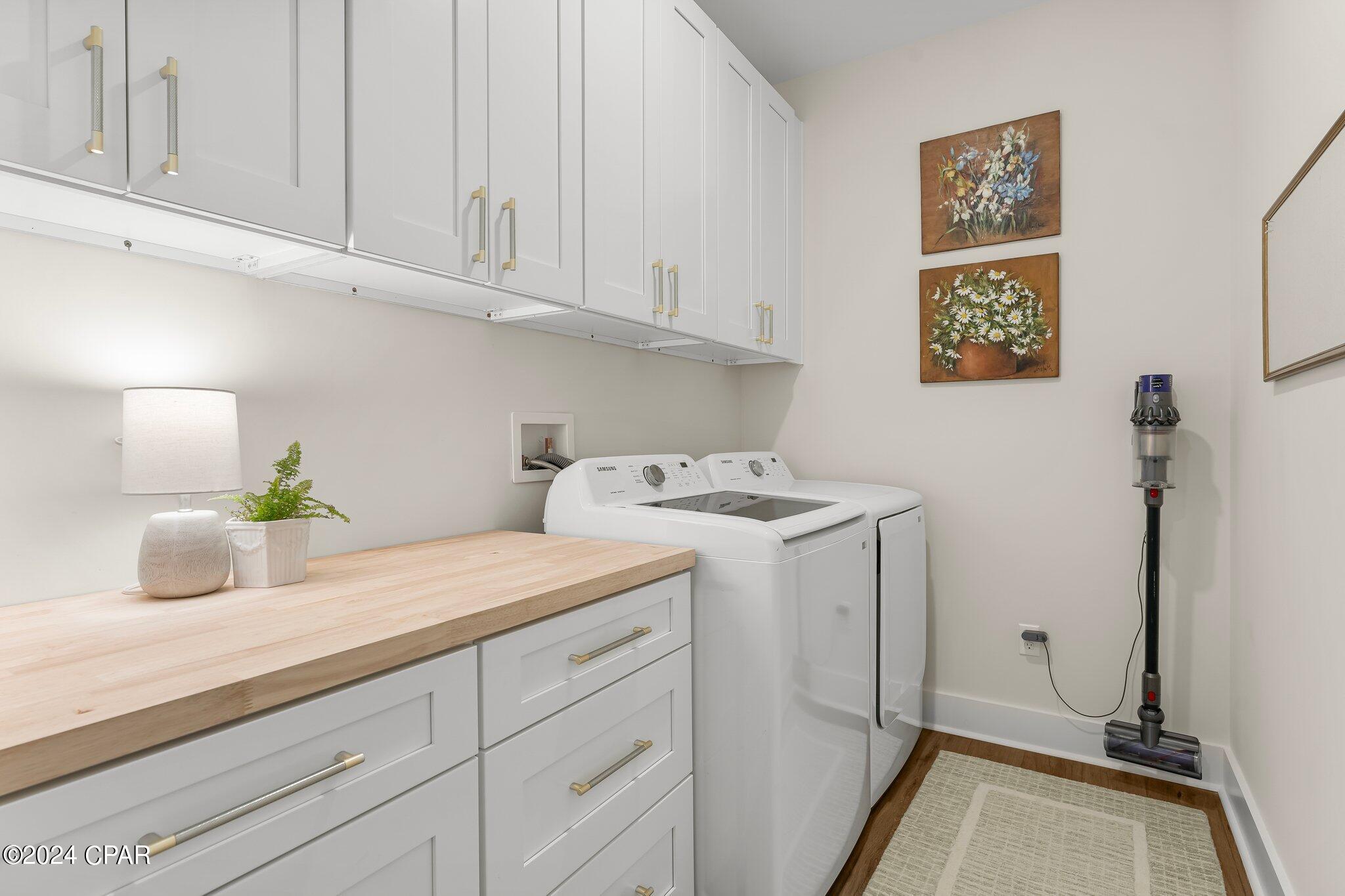Breakfast Point East - Residential