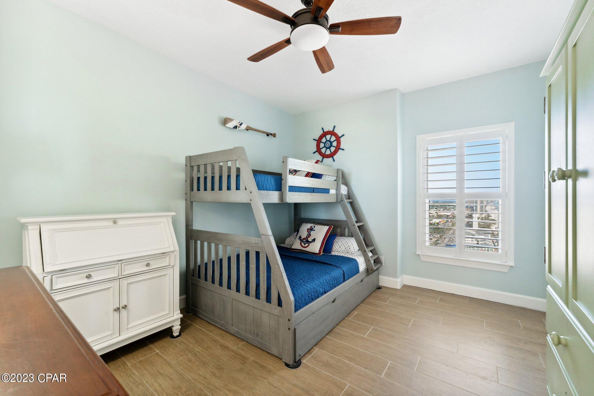 Emerald Isle - Residential