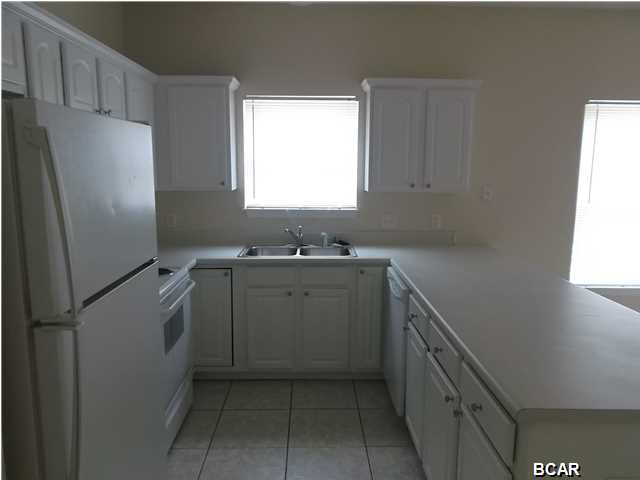 Palm Cove Phase II - Residential Lease