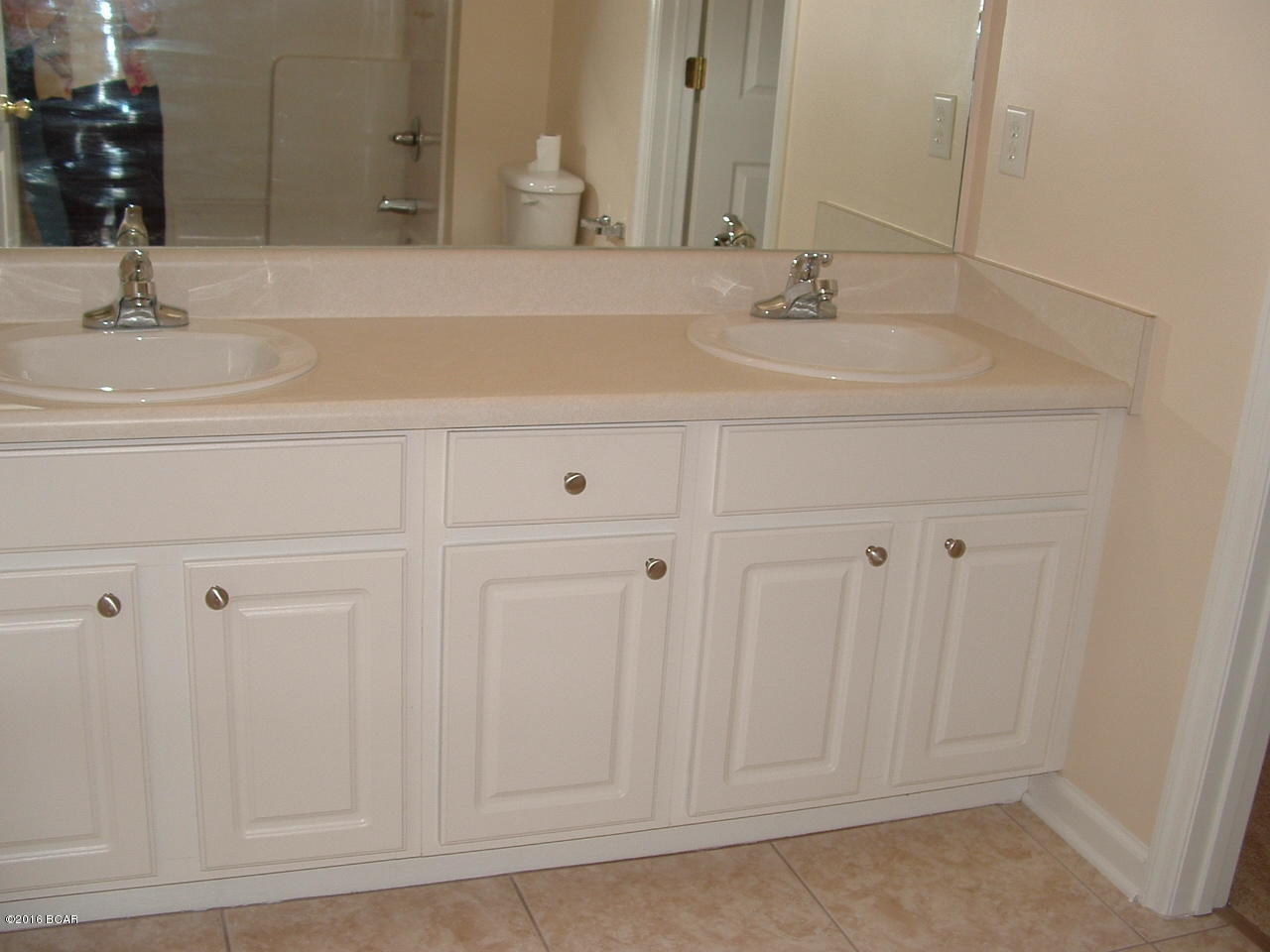 Palm Cove Phase II - Residential Lease